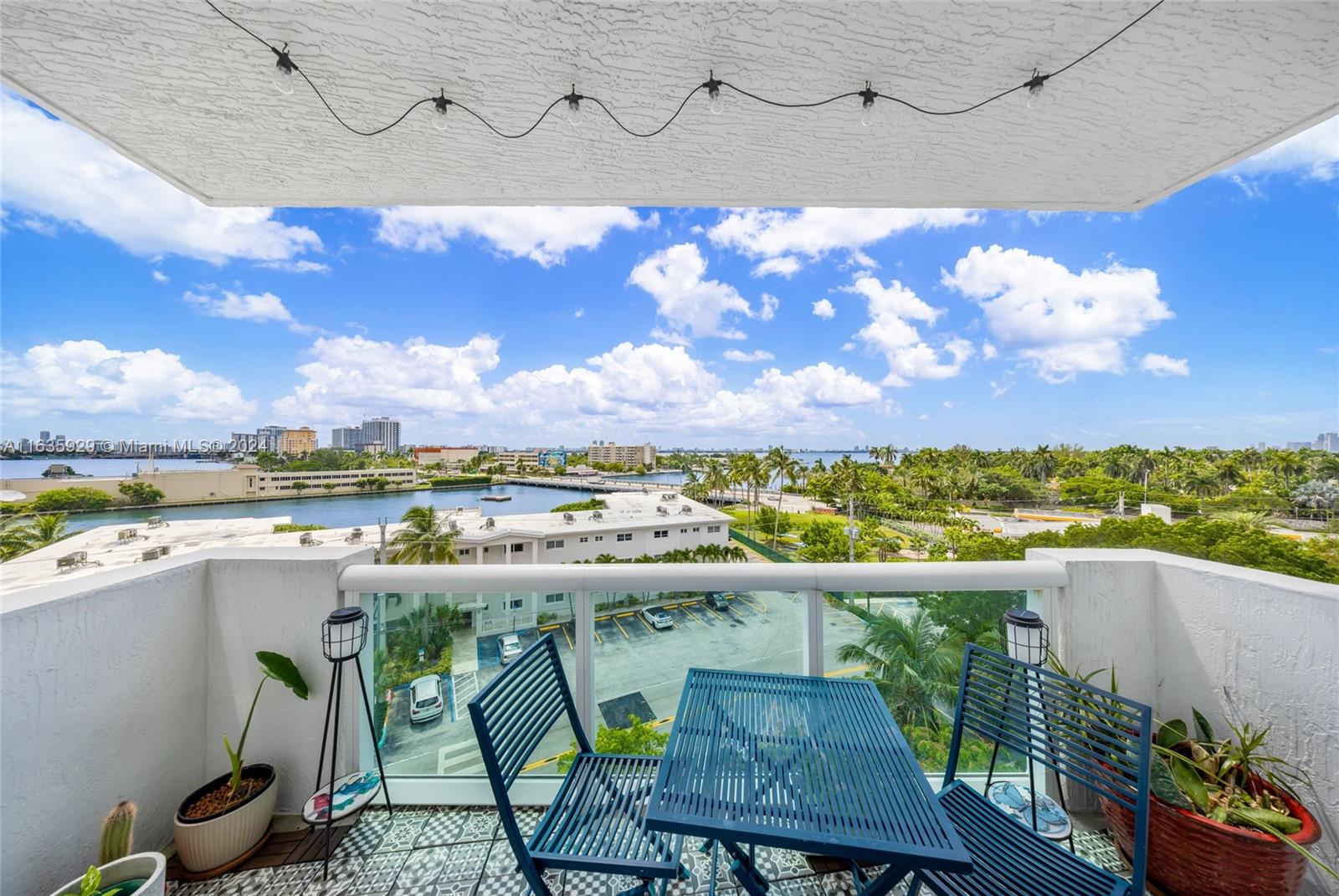 360 CONDO B - Residential