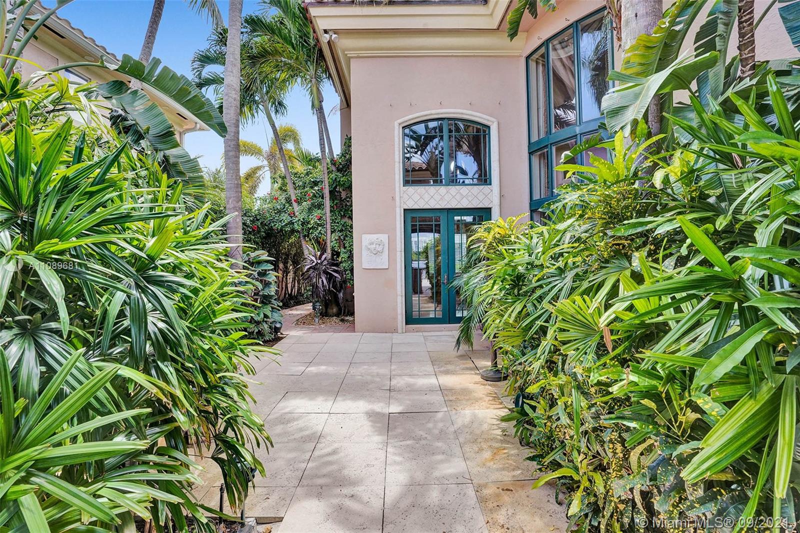 SEA ISLAND - Residential