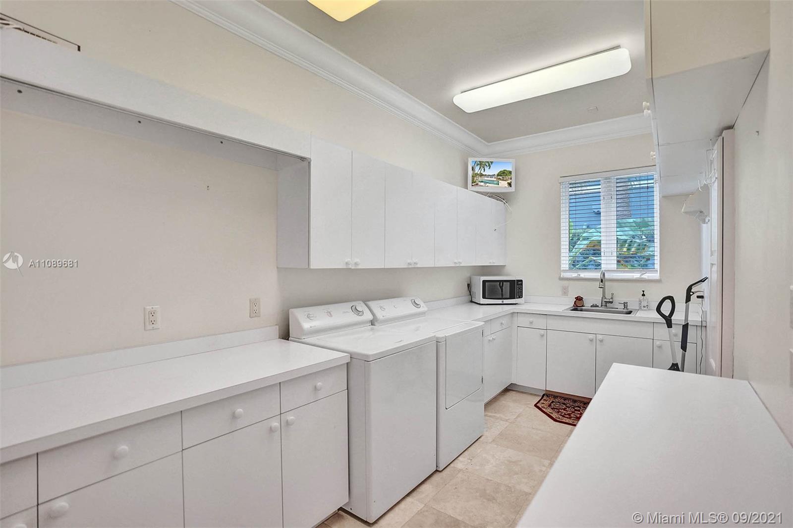 SEA ISLAND - Residential