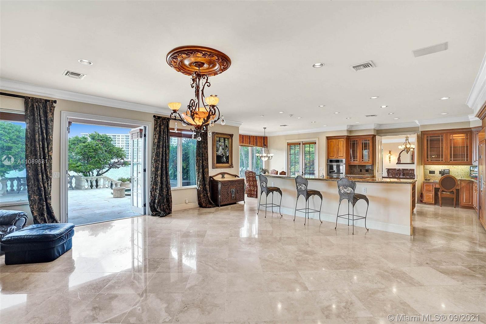 SEA ISLAND - Residential