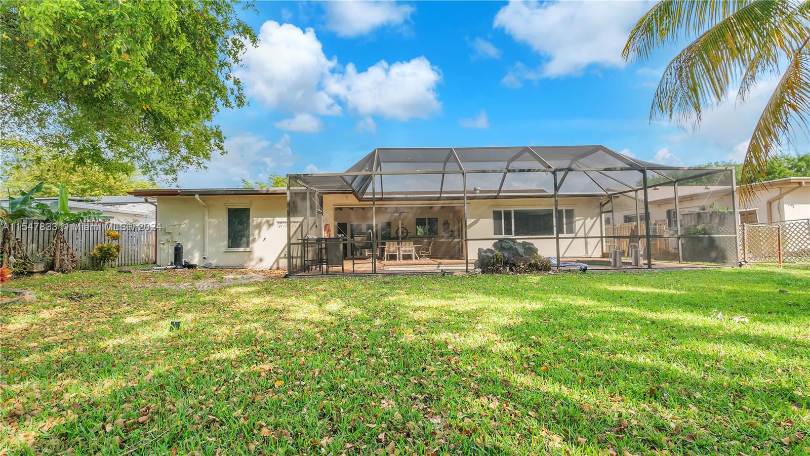 FLAMINGO GARDENS-BLACK OL - Residential