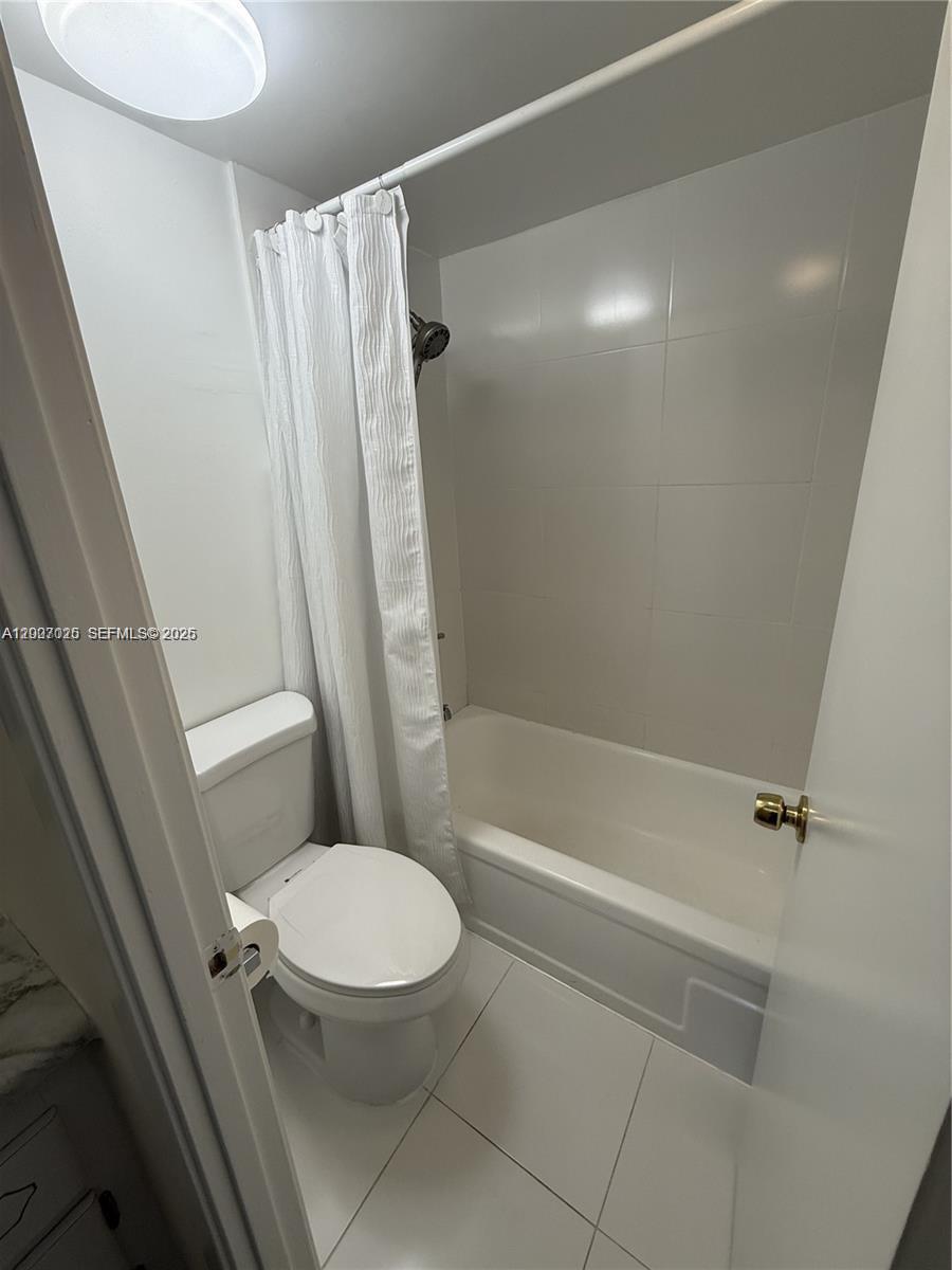 FAIRWAYS RIVIERA CONDO - Residential