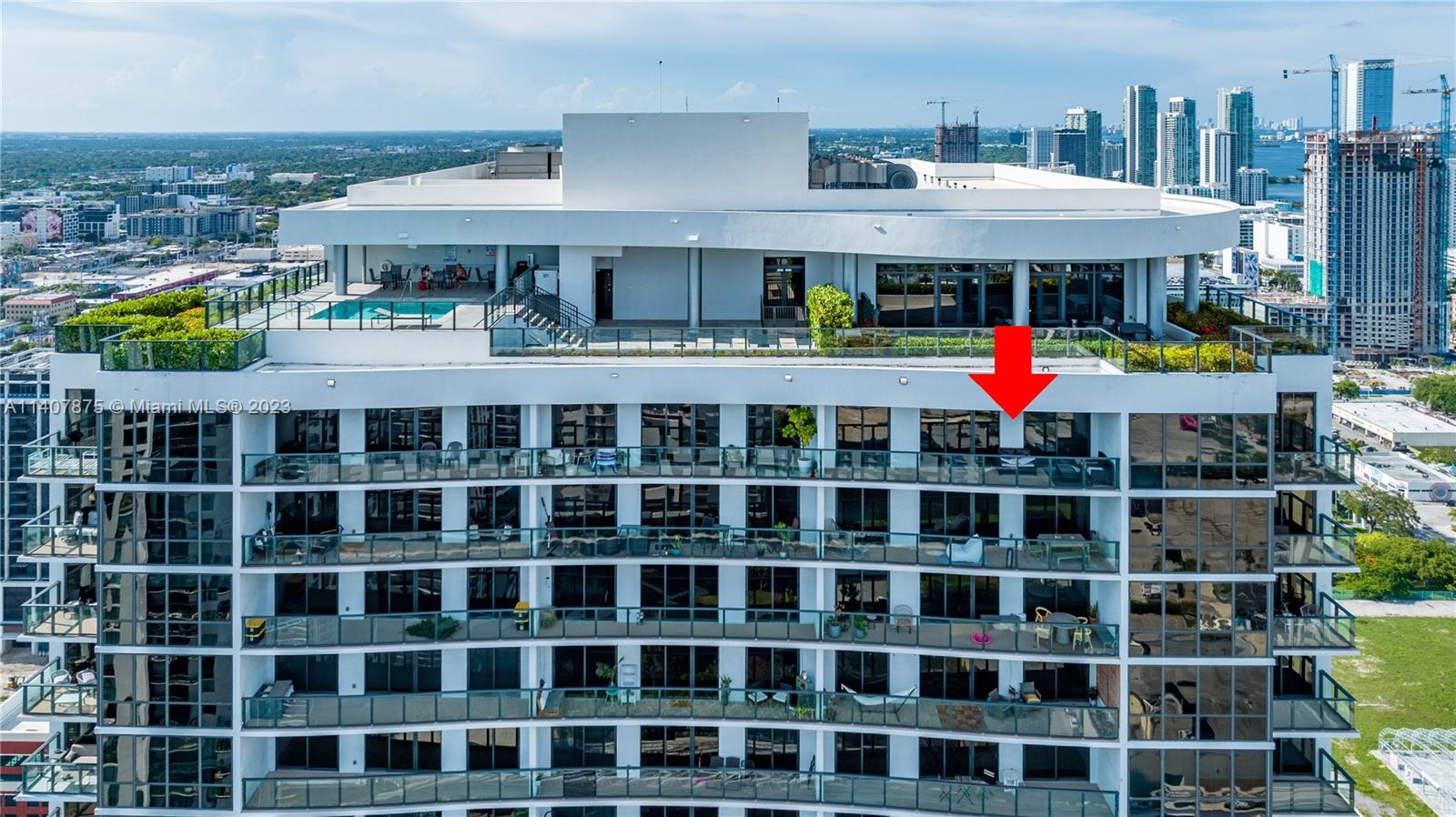 CANVAS CONDO - Residential