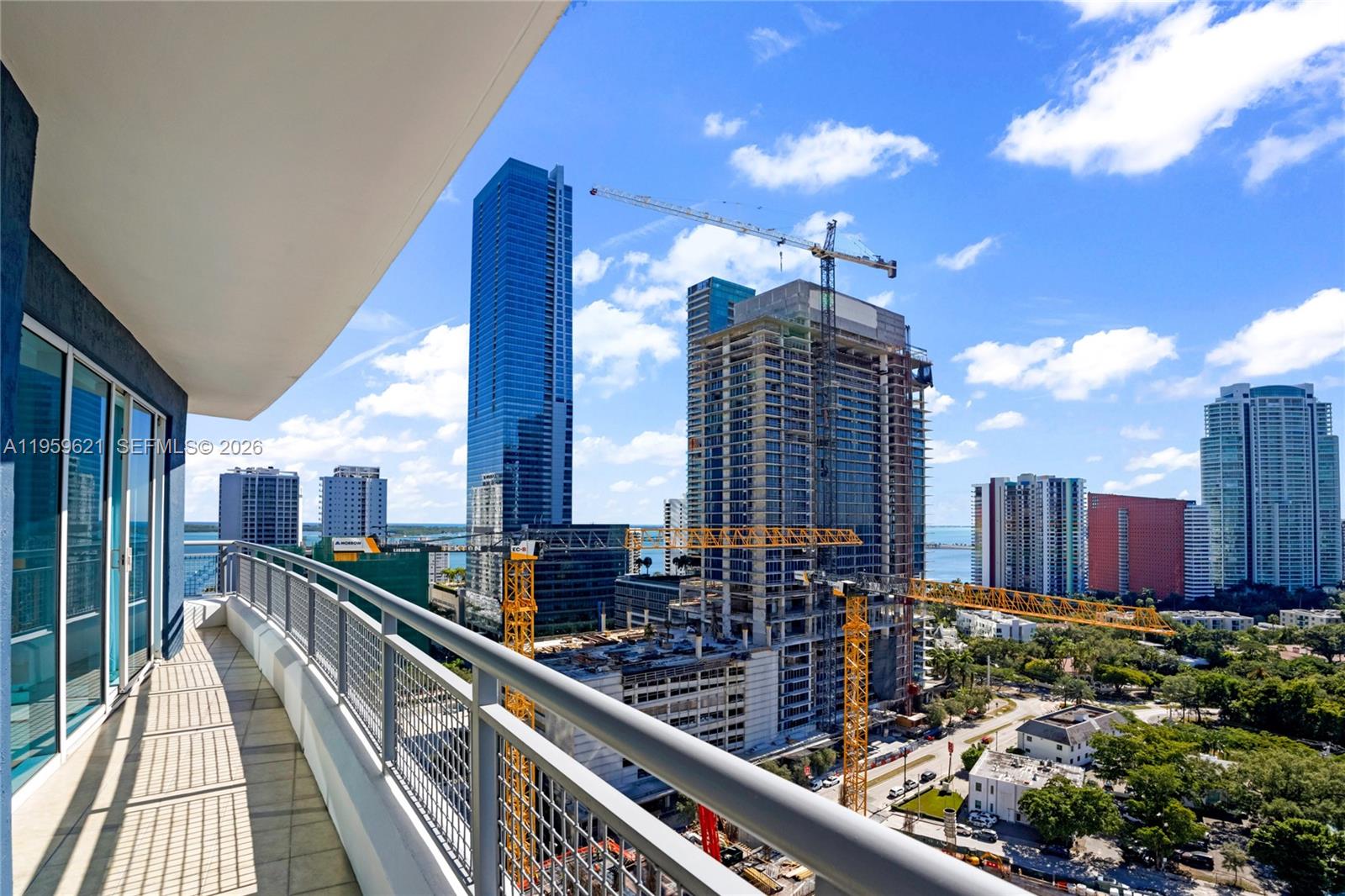 INFINITY AT BRICKELL COND - Residential