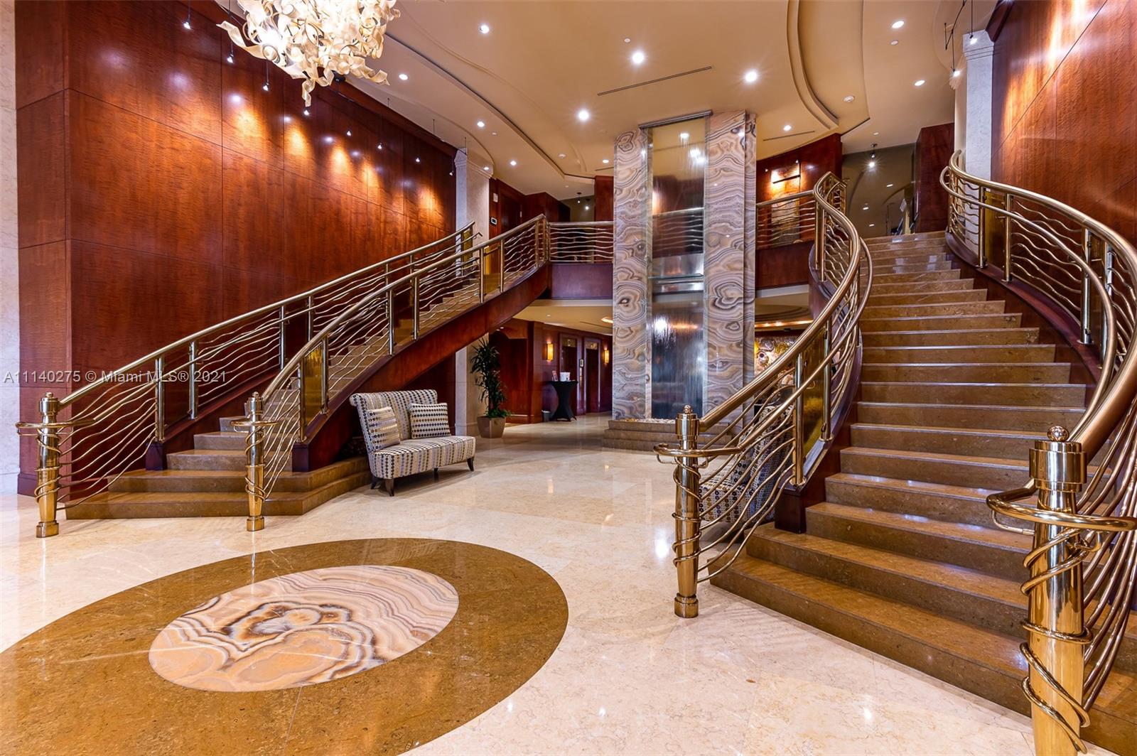 LUXURIA CONDO - Residential