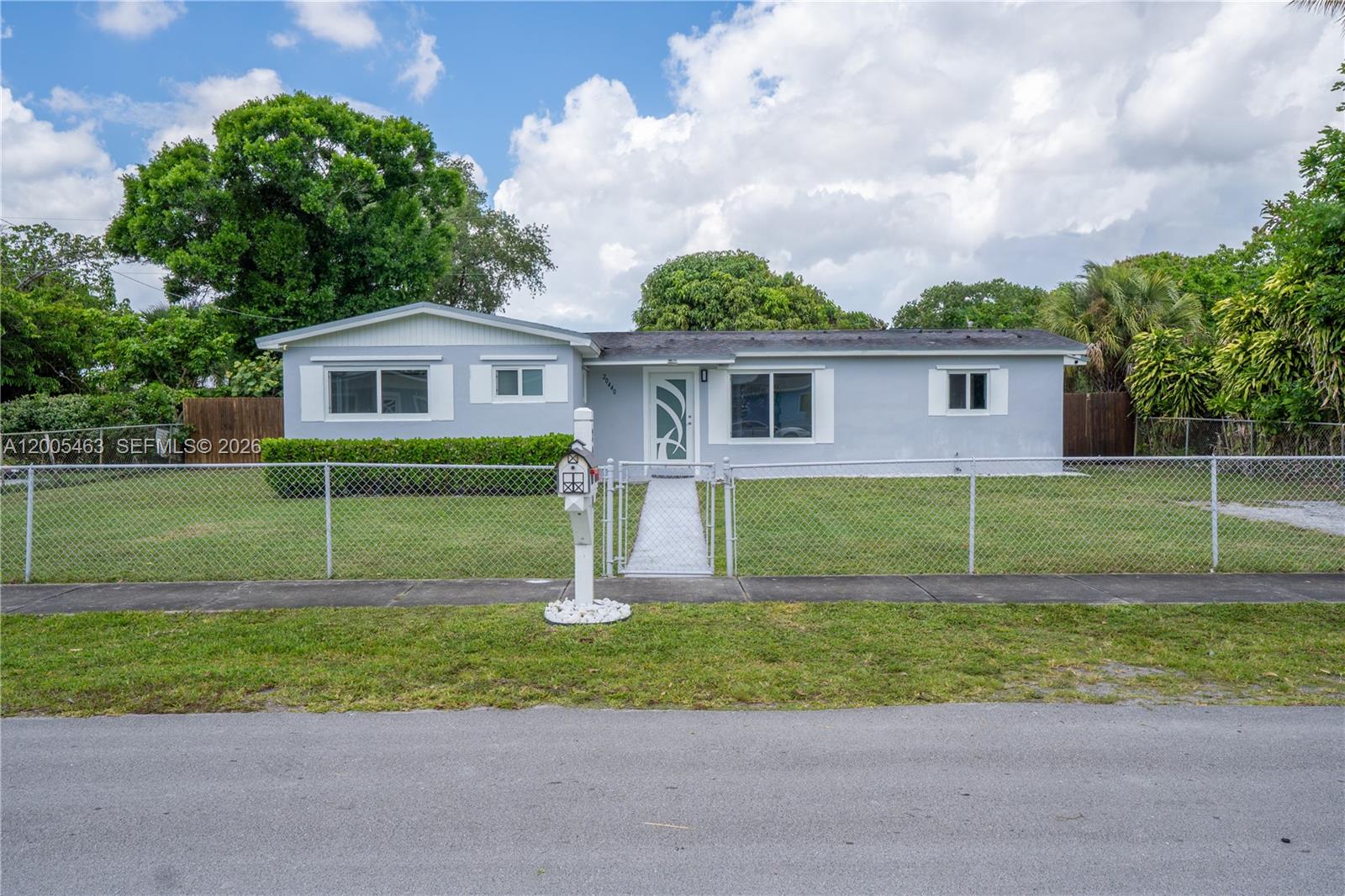 LAKE LUCERNE SEC 3 - Residential