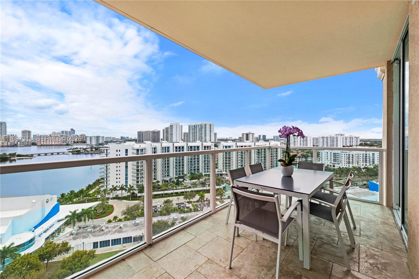 AVENTURA MARINA II - Residential