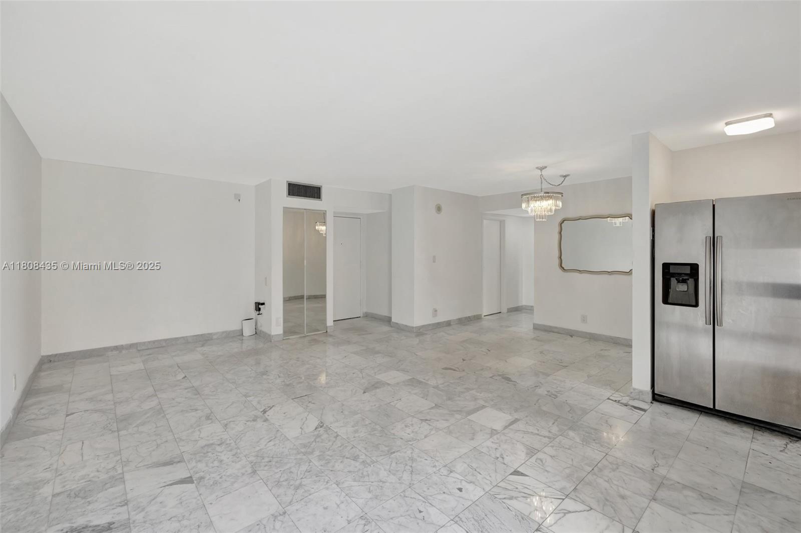 PLAZA OF AMERICAS CONDO P - Residential
