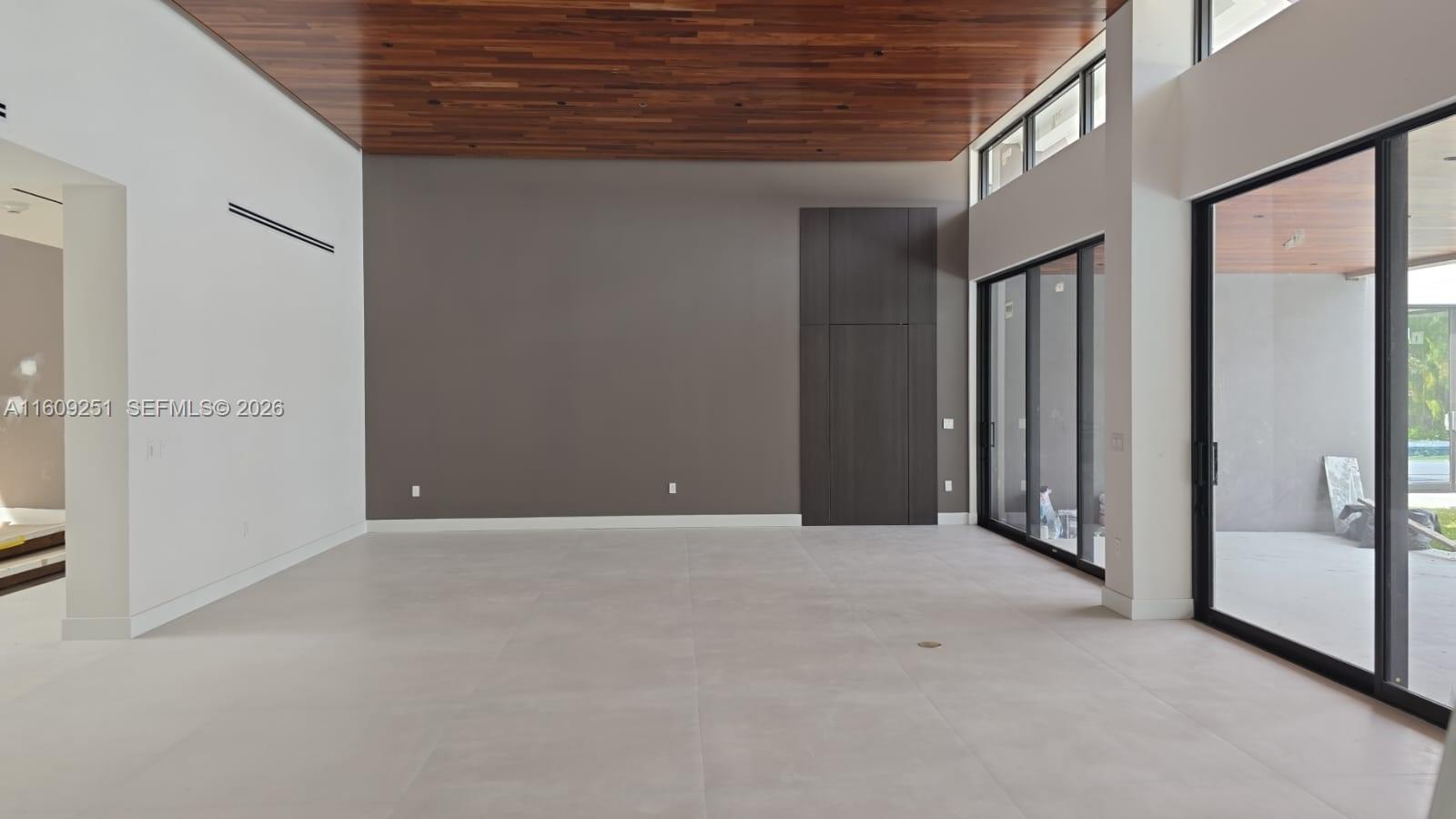UNPLATTED - Residential