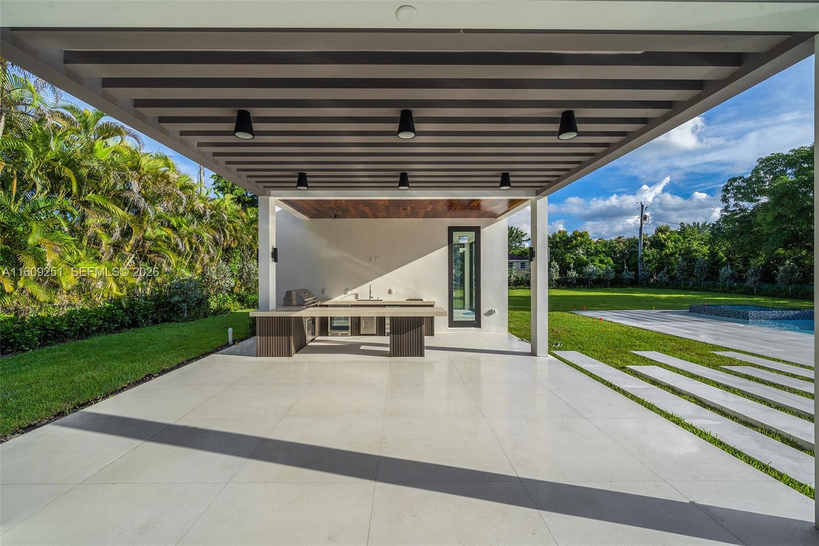 UNPLATTED - Residential