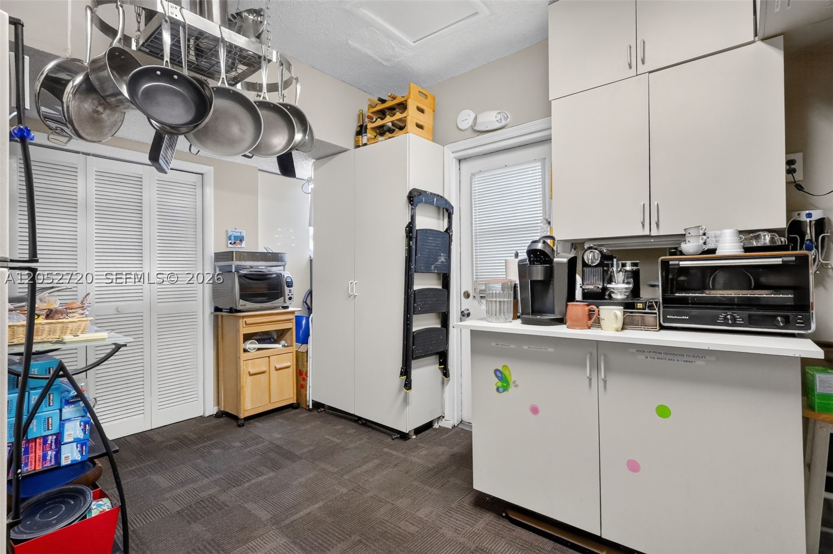 DRIFTWOOD PLAZA NO 3 - Residential