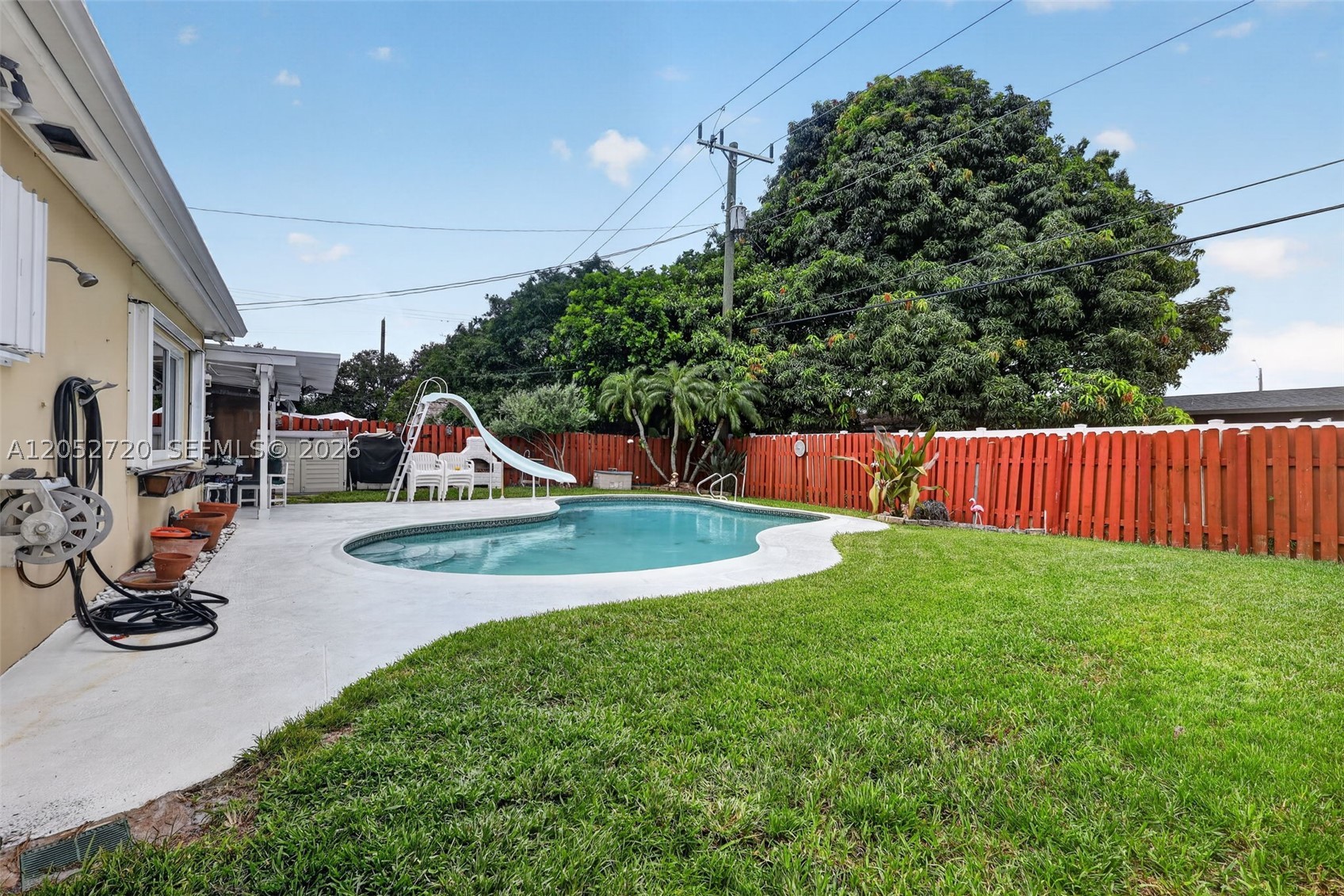 DRIFTWOOD PLAZA NO 3 - Residential