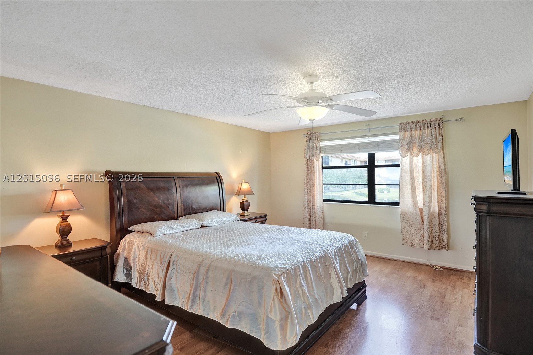 LAKES OF CARRIAGE HILLS - Residential