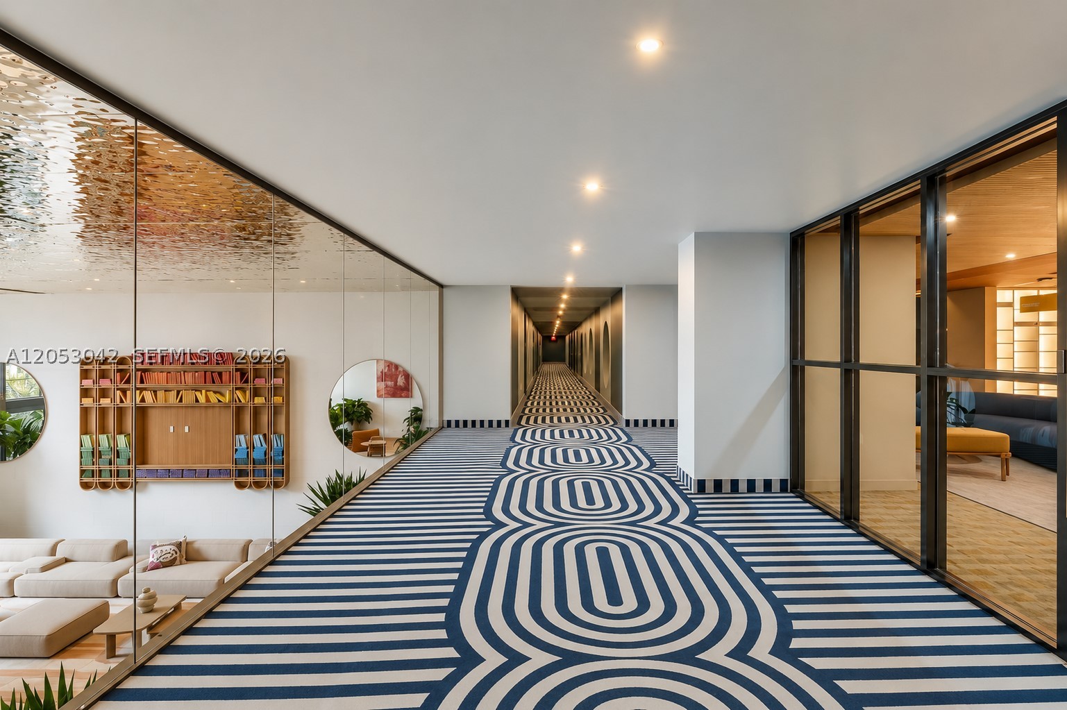 THE STANDARD MIDTOWN - Residential
