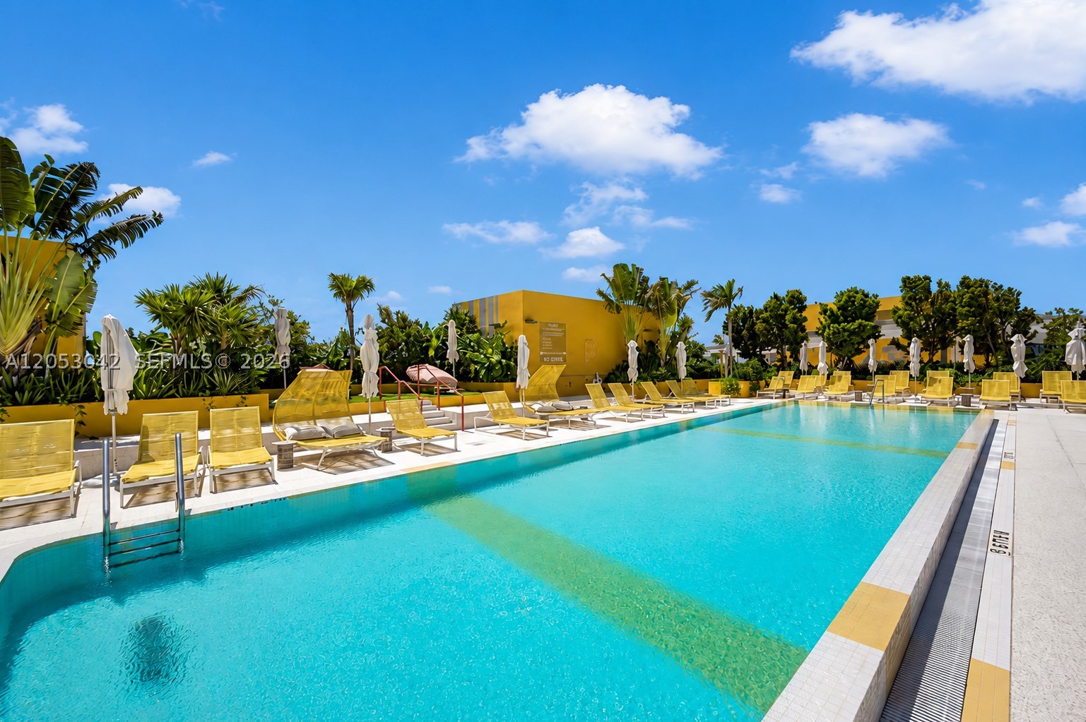 THE STANDARD MIDTOWN - Residential