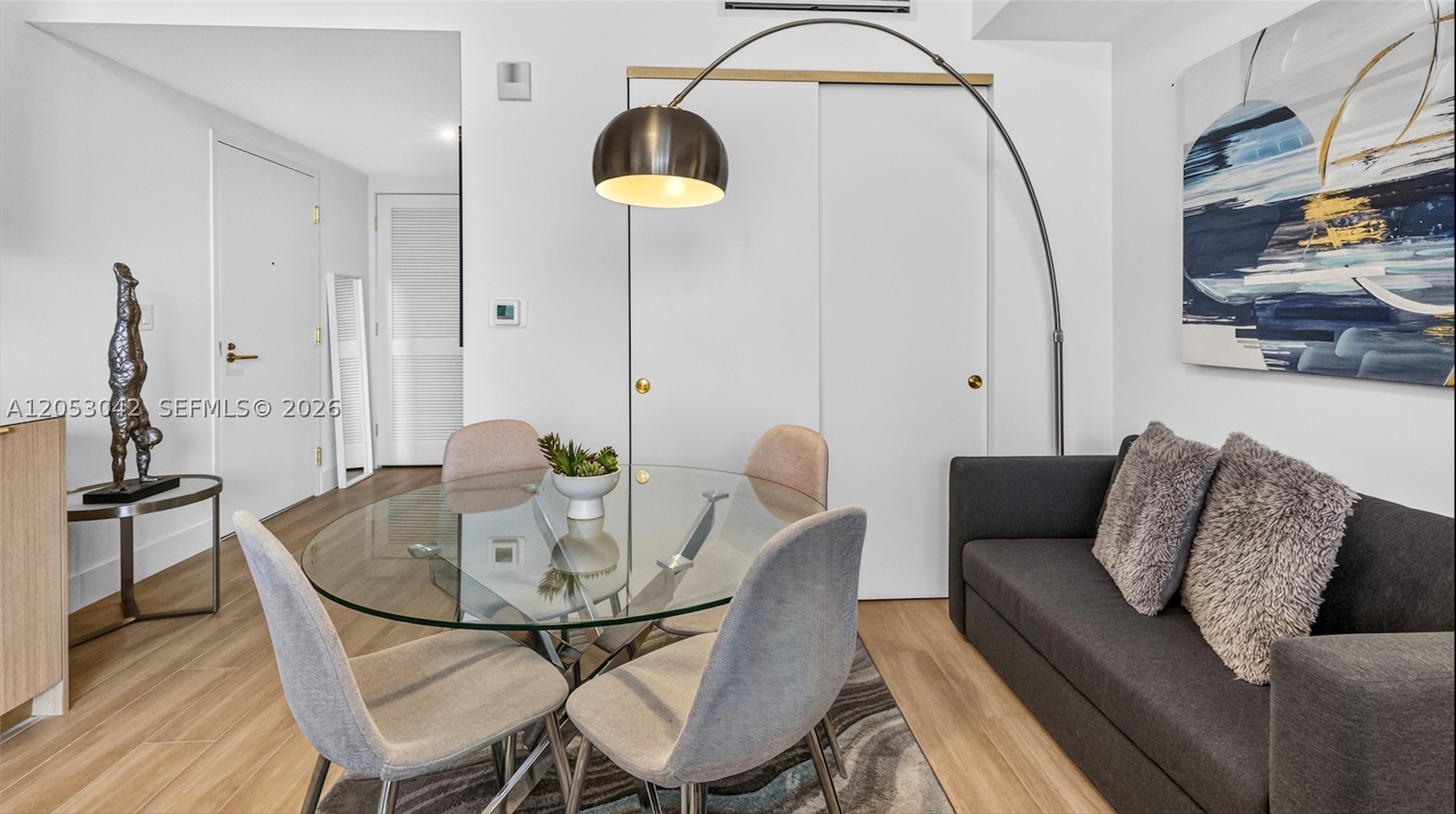THE STANDARD MIDTOWN - Residential