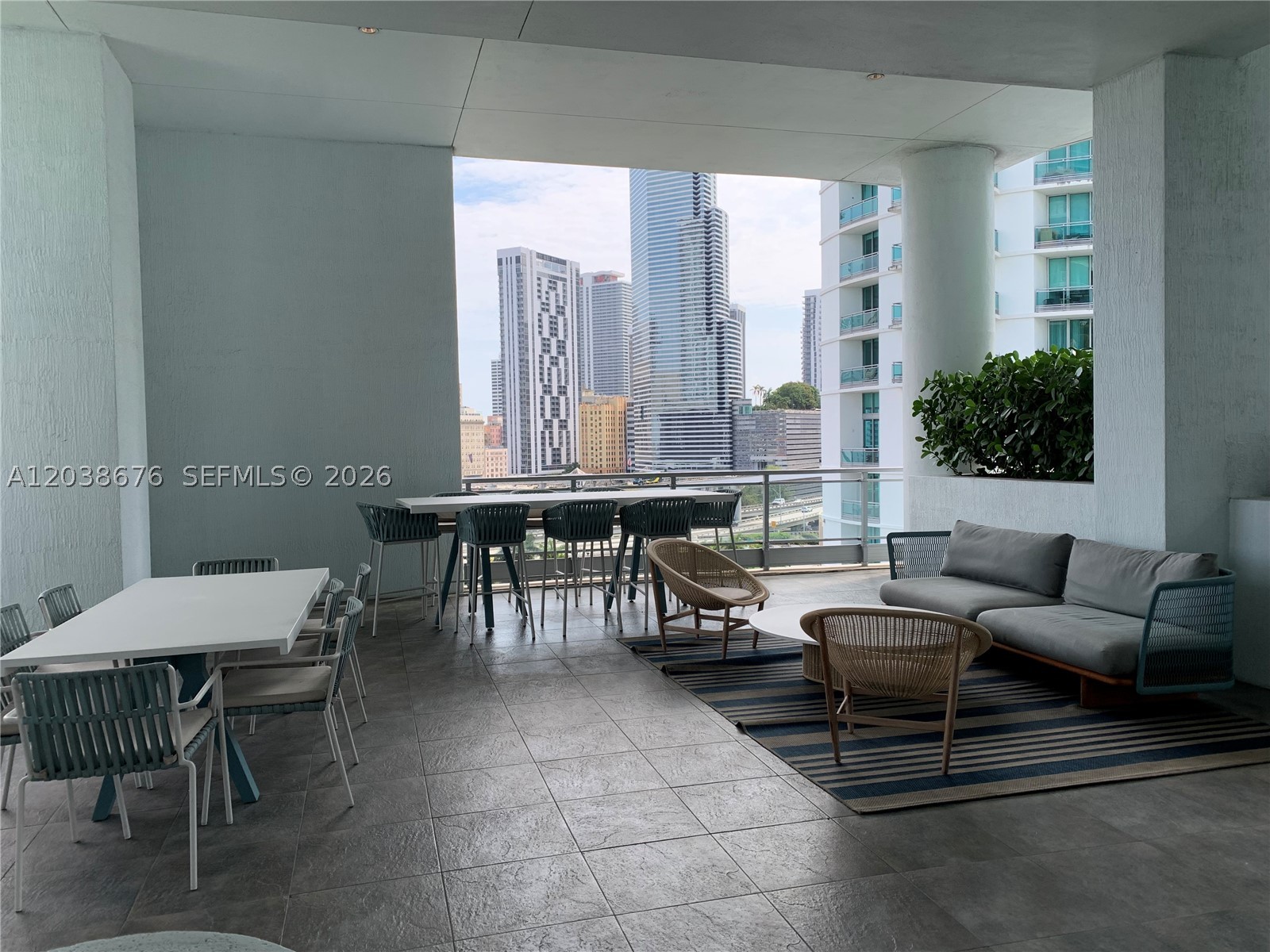 IVY CONDO - Residential Lease