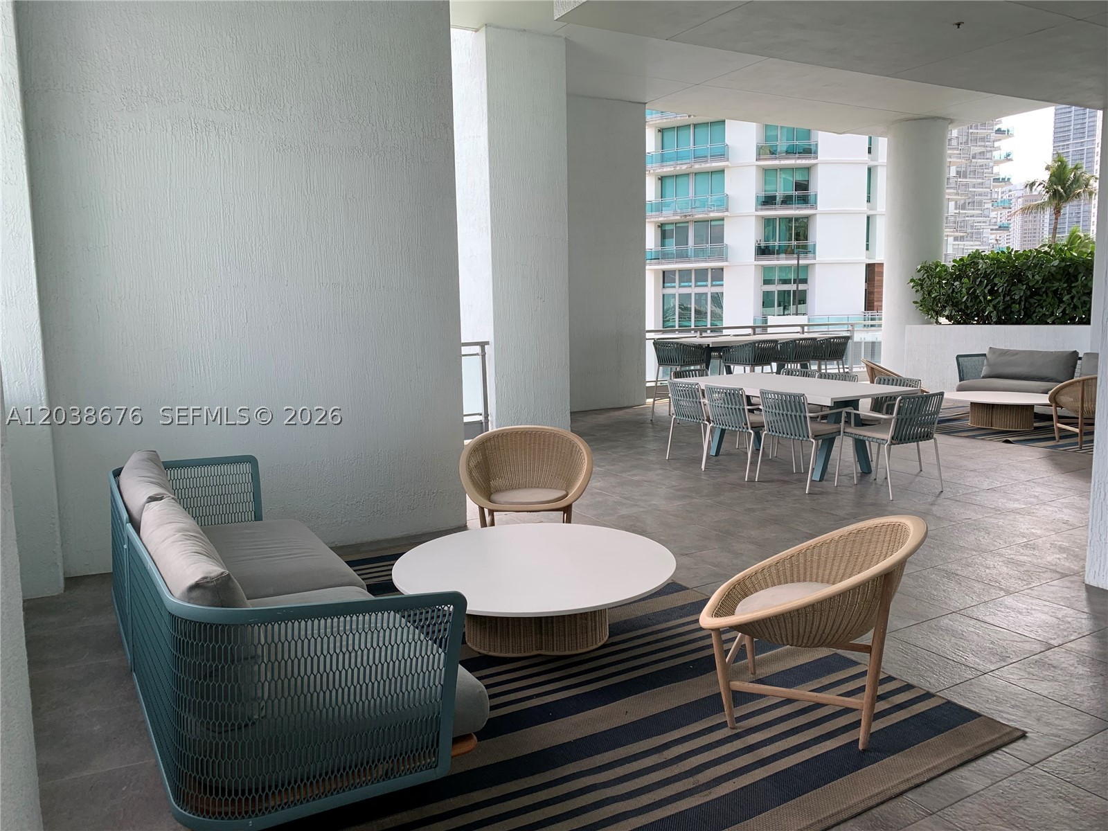 IVY CONDO - Residential Lease