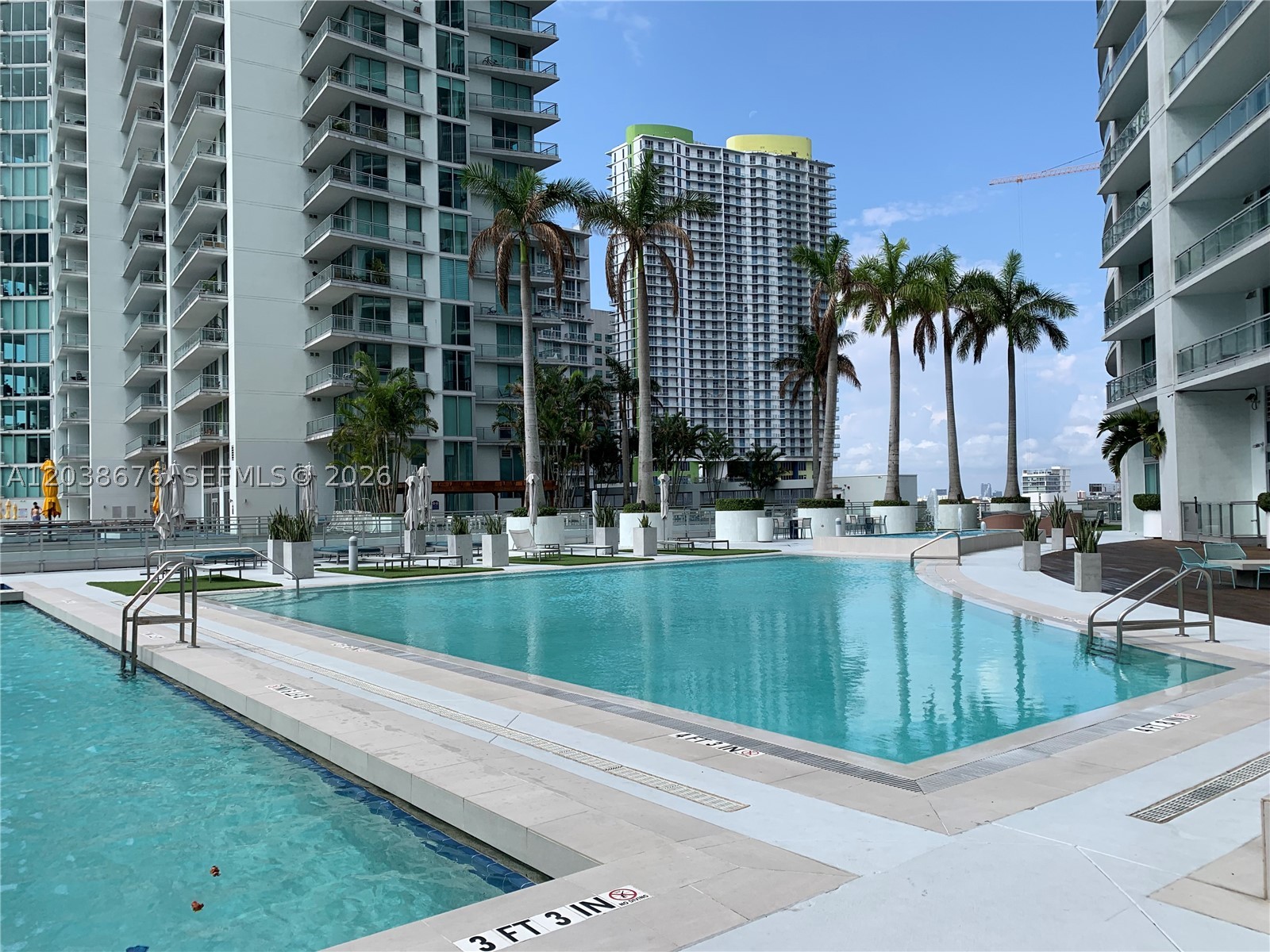 IVY CONDO - Residential Lease