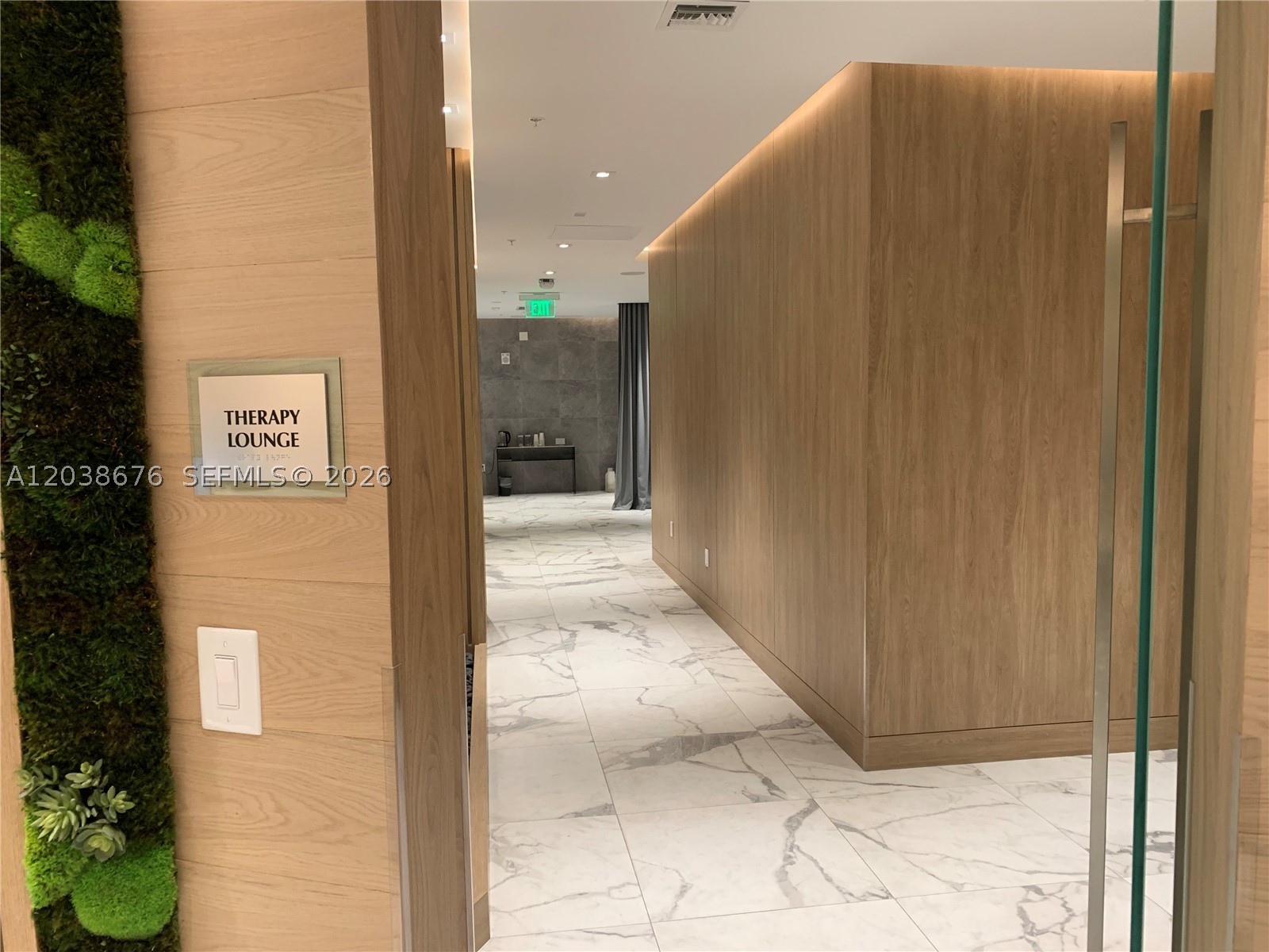 IVY CONDO - Residential Lease