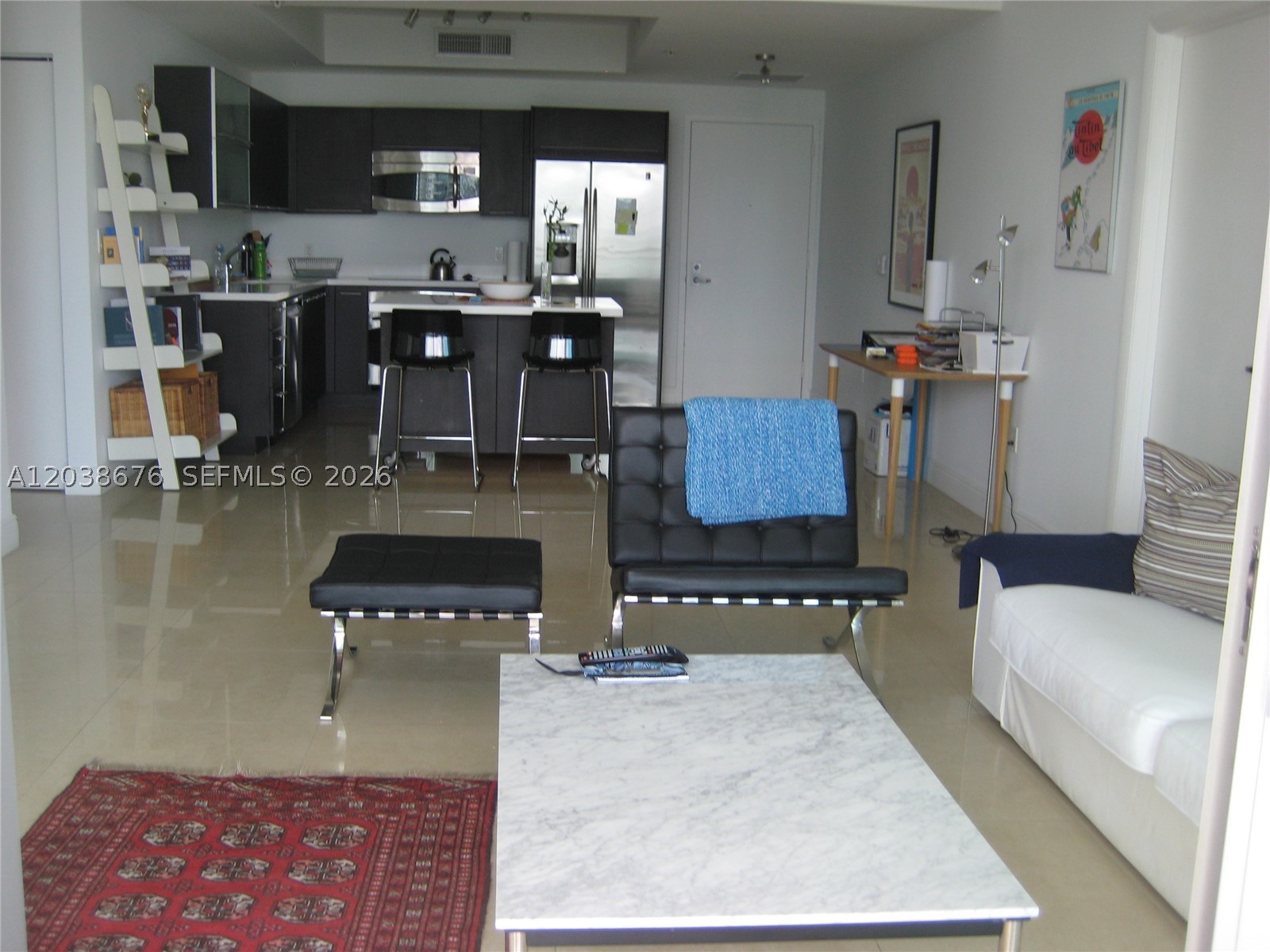 IVY CONDO - Residential Lease
