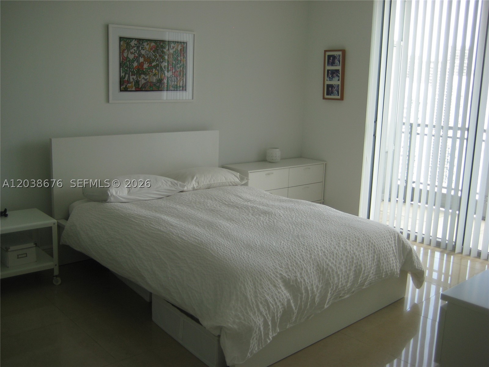 IVY CONDO - Residential Lease