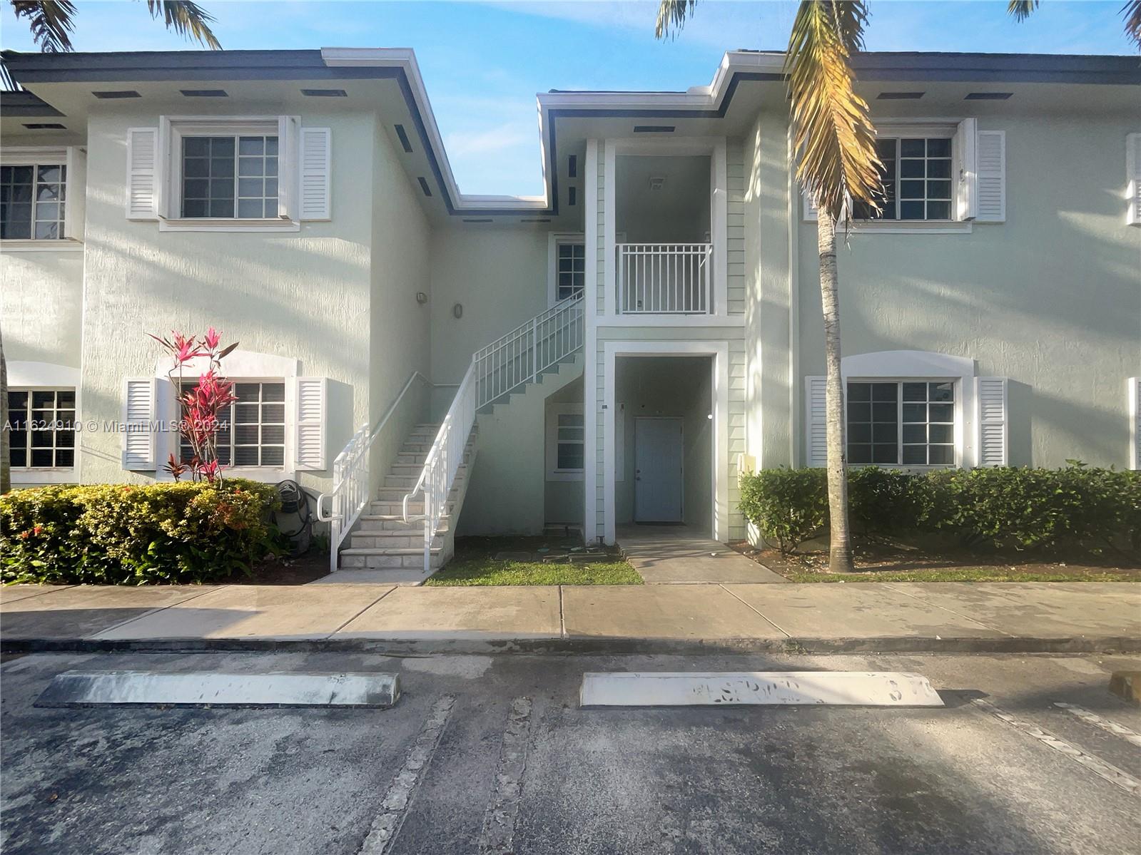 CARIBBEAN ISLES VILLAS CO - Residential