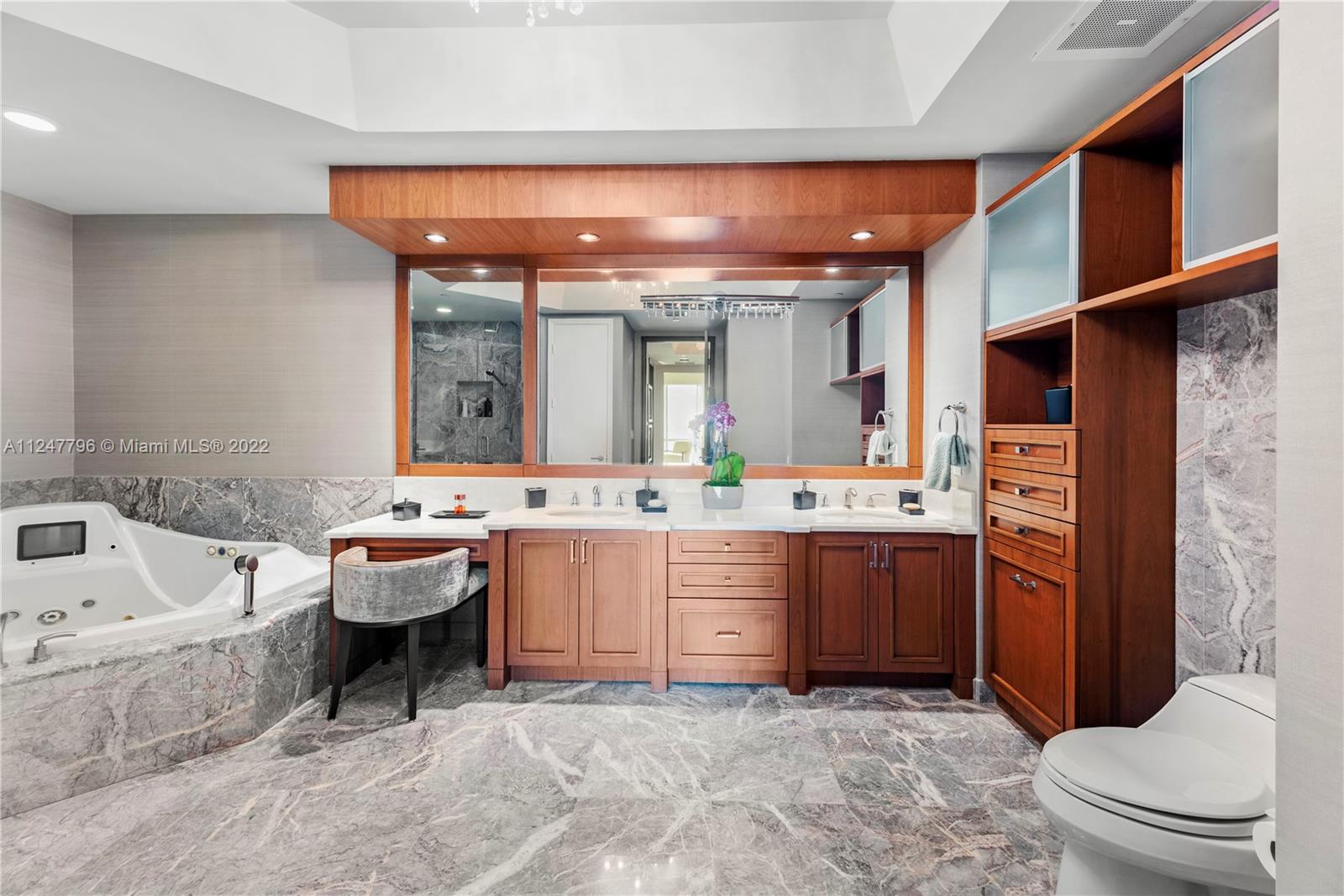 TURNBERRY OCEAN COLONY NO - Residential