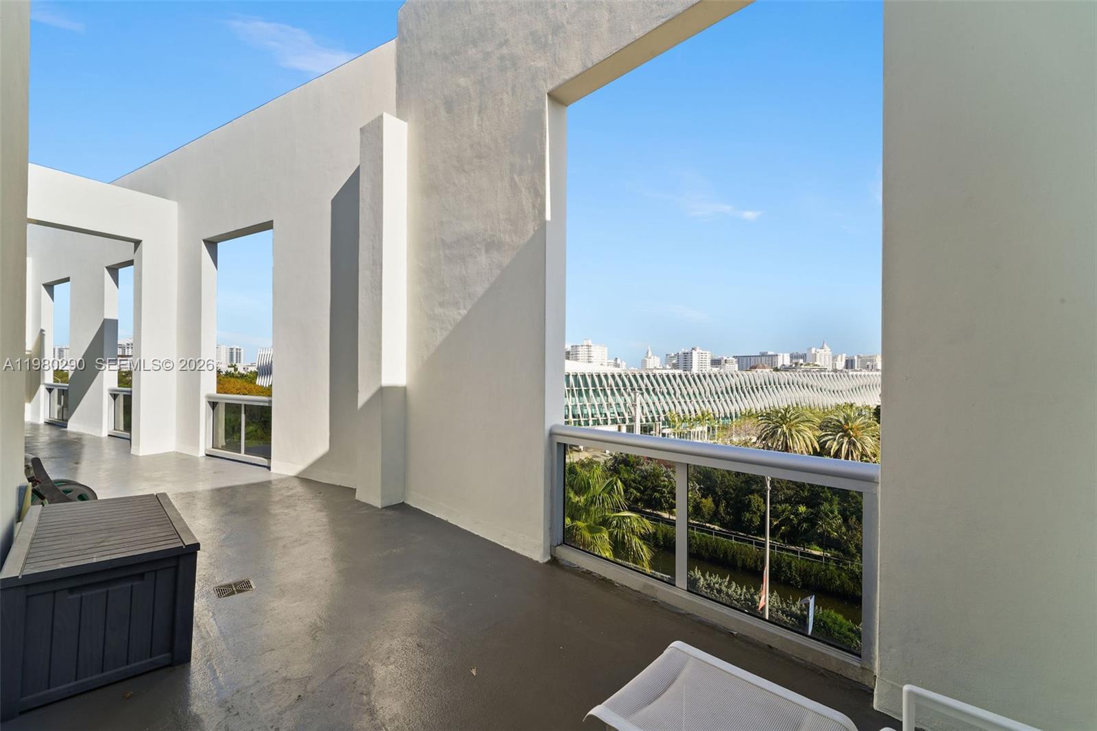 THE MERIDIAN CONDO - Residential