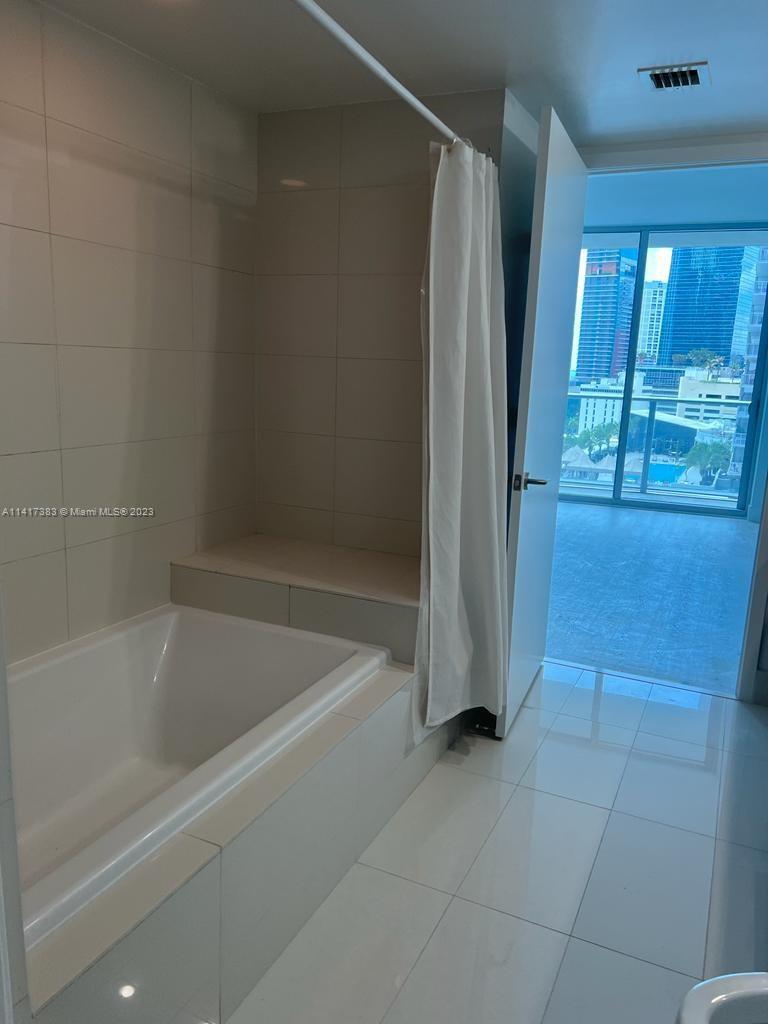 MILLECENTO - Residential Lease