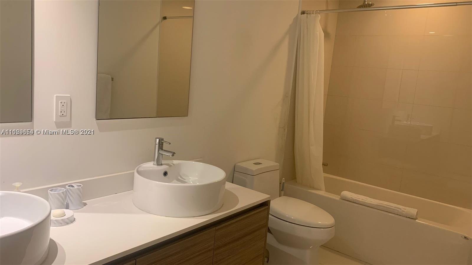 3401 MIDTOWN CONDO - Residential Lease