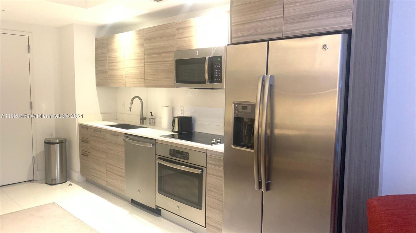 3401 MIDTOWN CONDO - Residential Lease