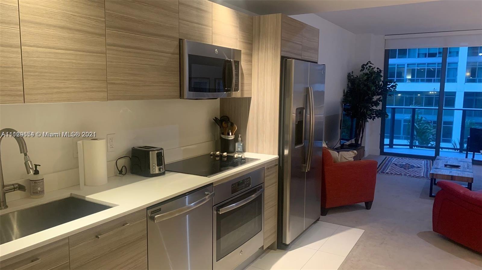 3401 MIDTOWN CONDO - Residential Lease