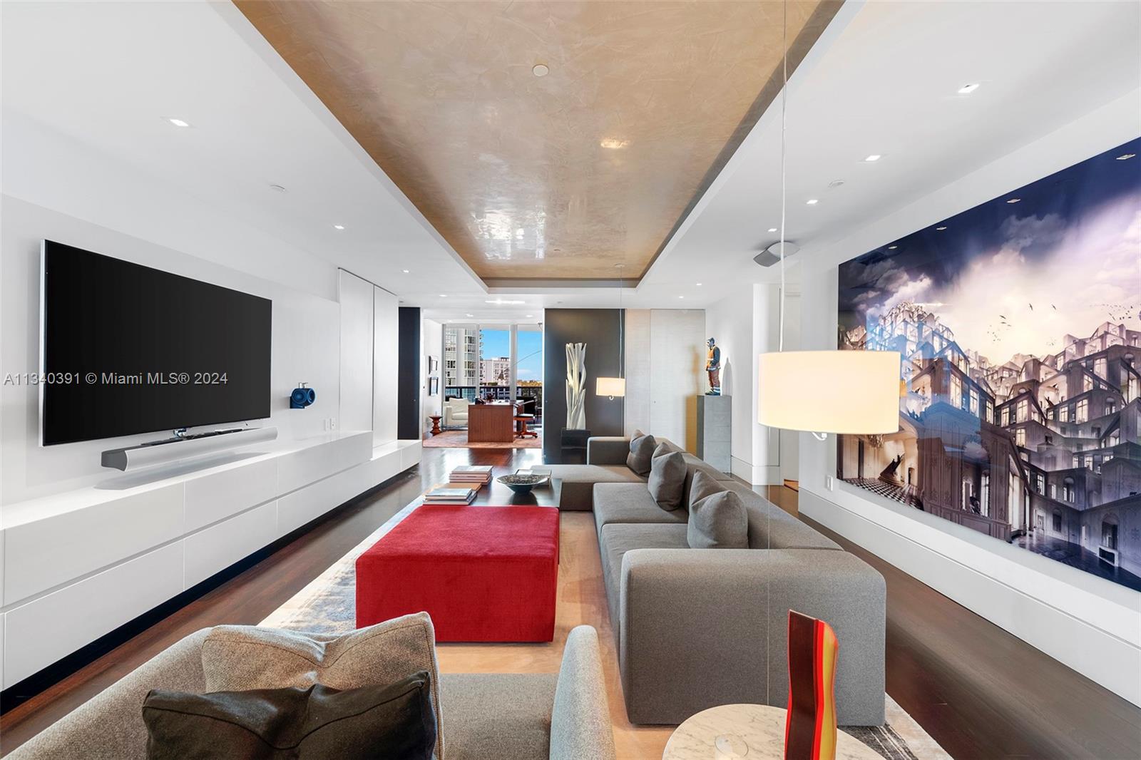 THE RESIDENCES AT THE BAT - Residential