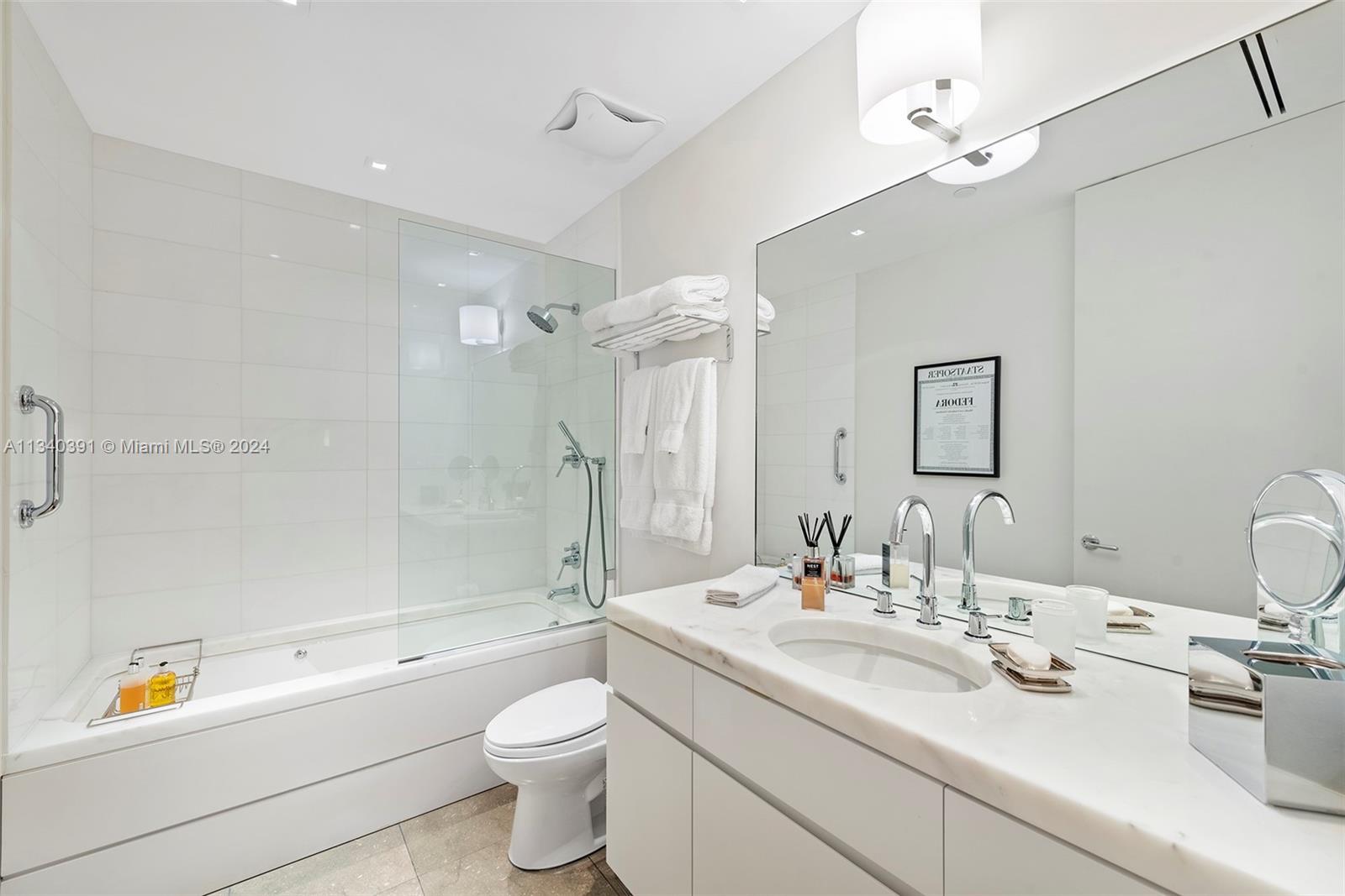 THE RESIDENCES AT THE BAT - Residential