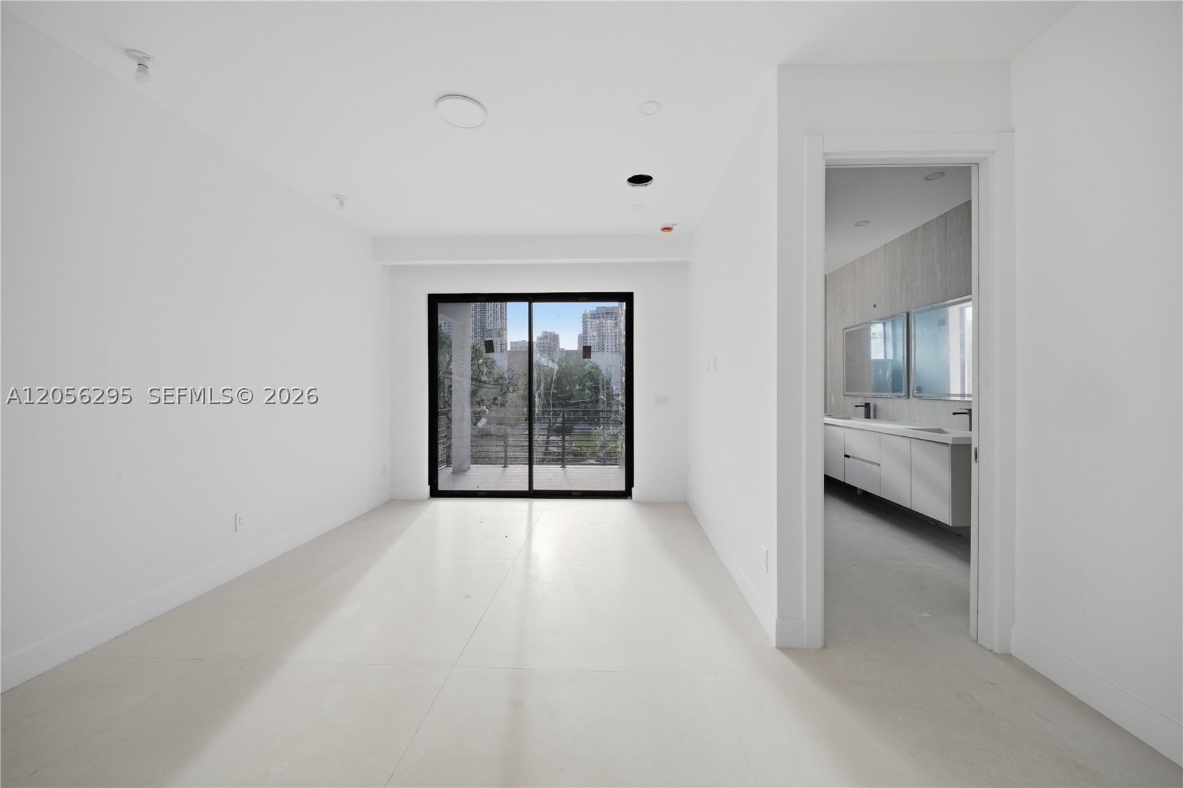 BEVERLY HEIGHTS - Residential