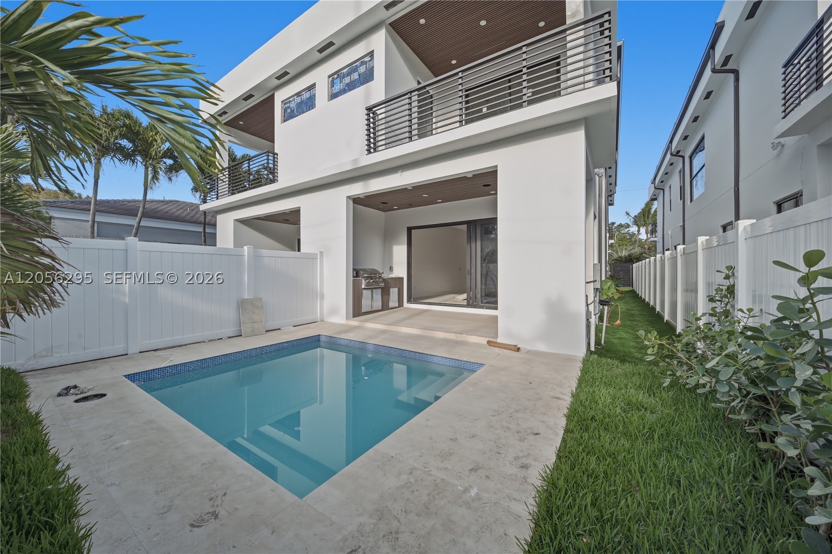 BEVERLY HEIGHTS - Residential