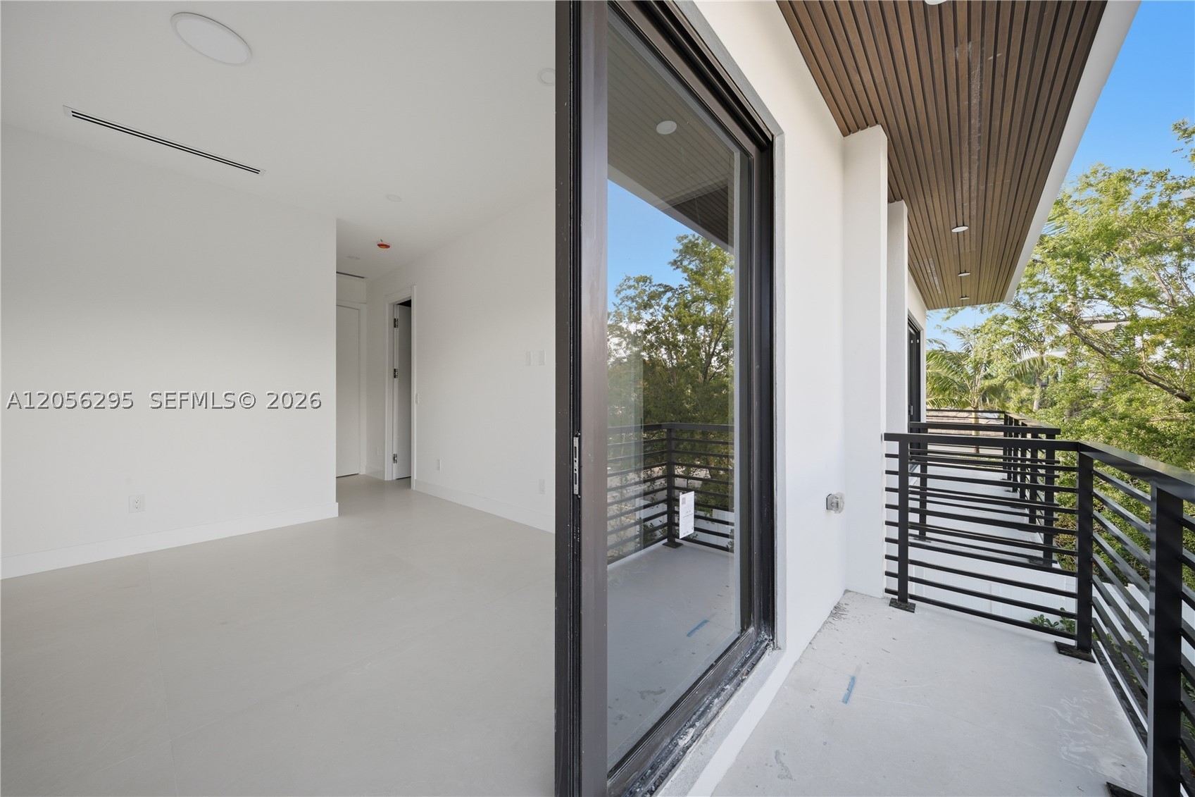 BEVERLY HEIGHTS - Residential