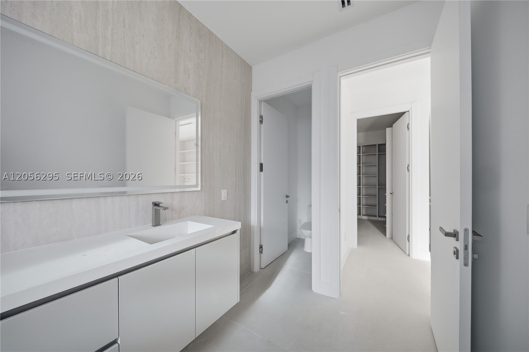 BEVERLY HEIGHTS - Residential