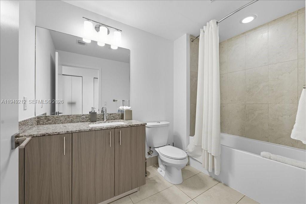 5350 PARK CONDO - Residential Lease