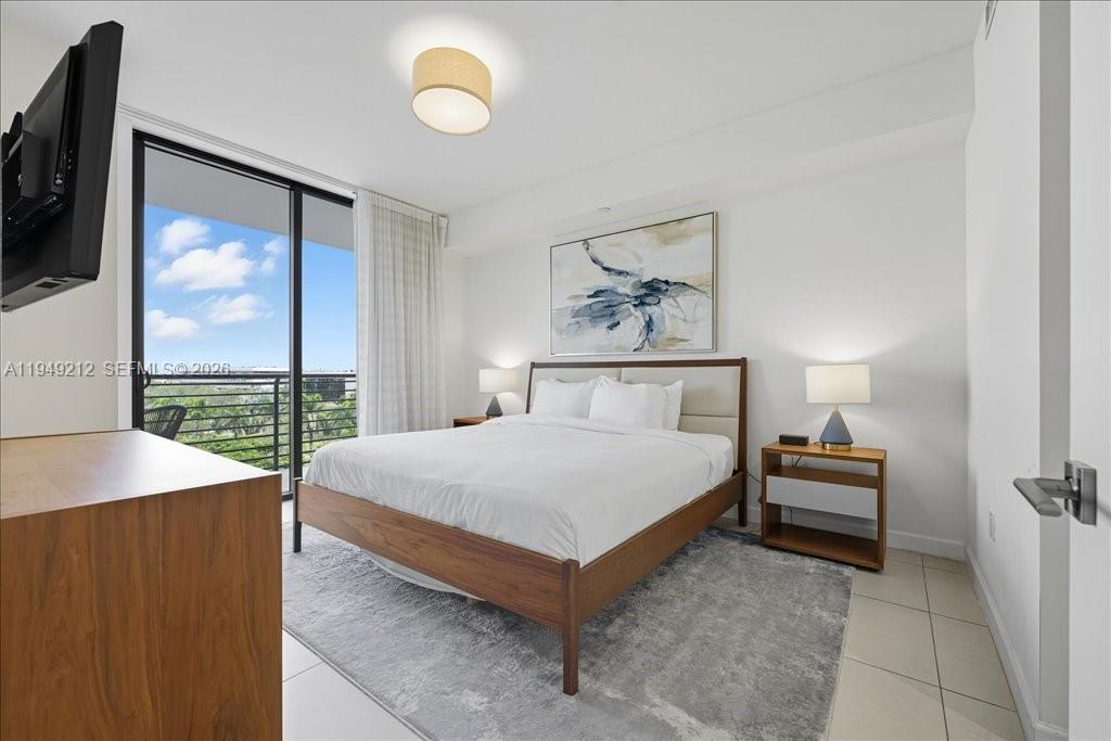 5350 PARK CONDO - Residential Lease