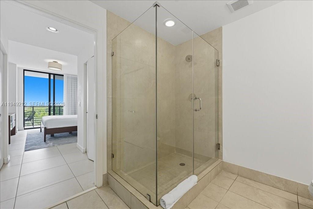 5350 PARK CONDO - Residential Lease