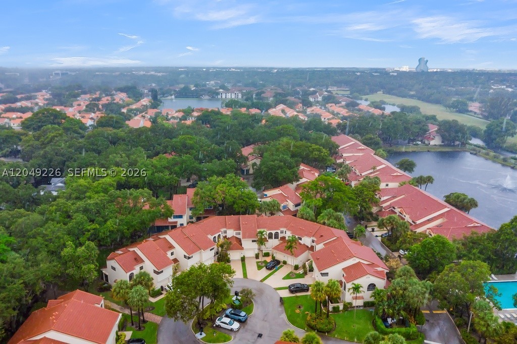 EMERALD OAKS 22 CONDO - Residential