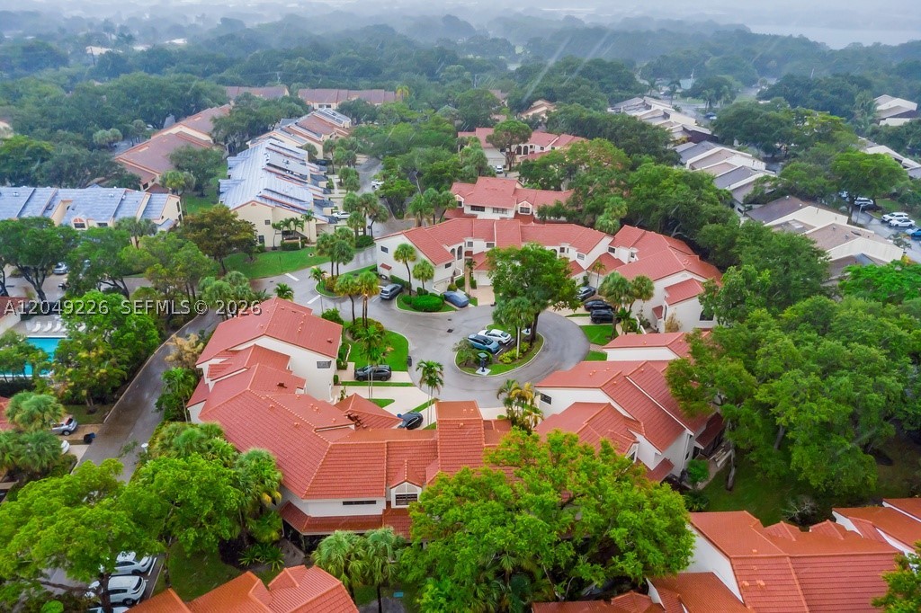 EMERALD OAKS 22 CONDO - Residential
