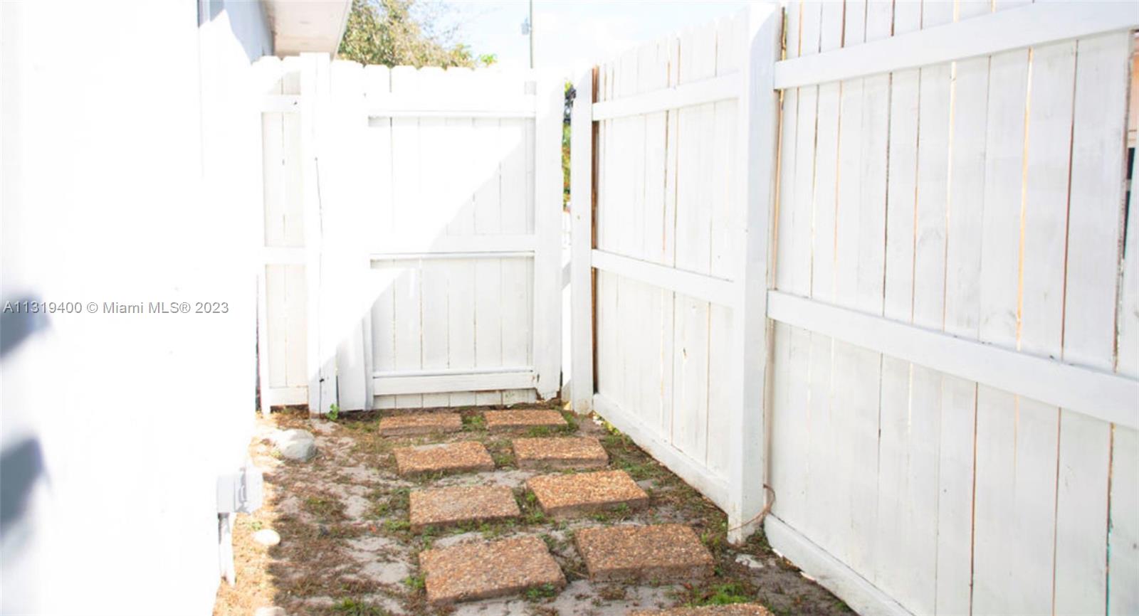 LIBERTY PARK ESTATES SEC - Residential Lease