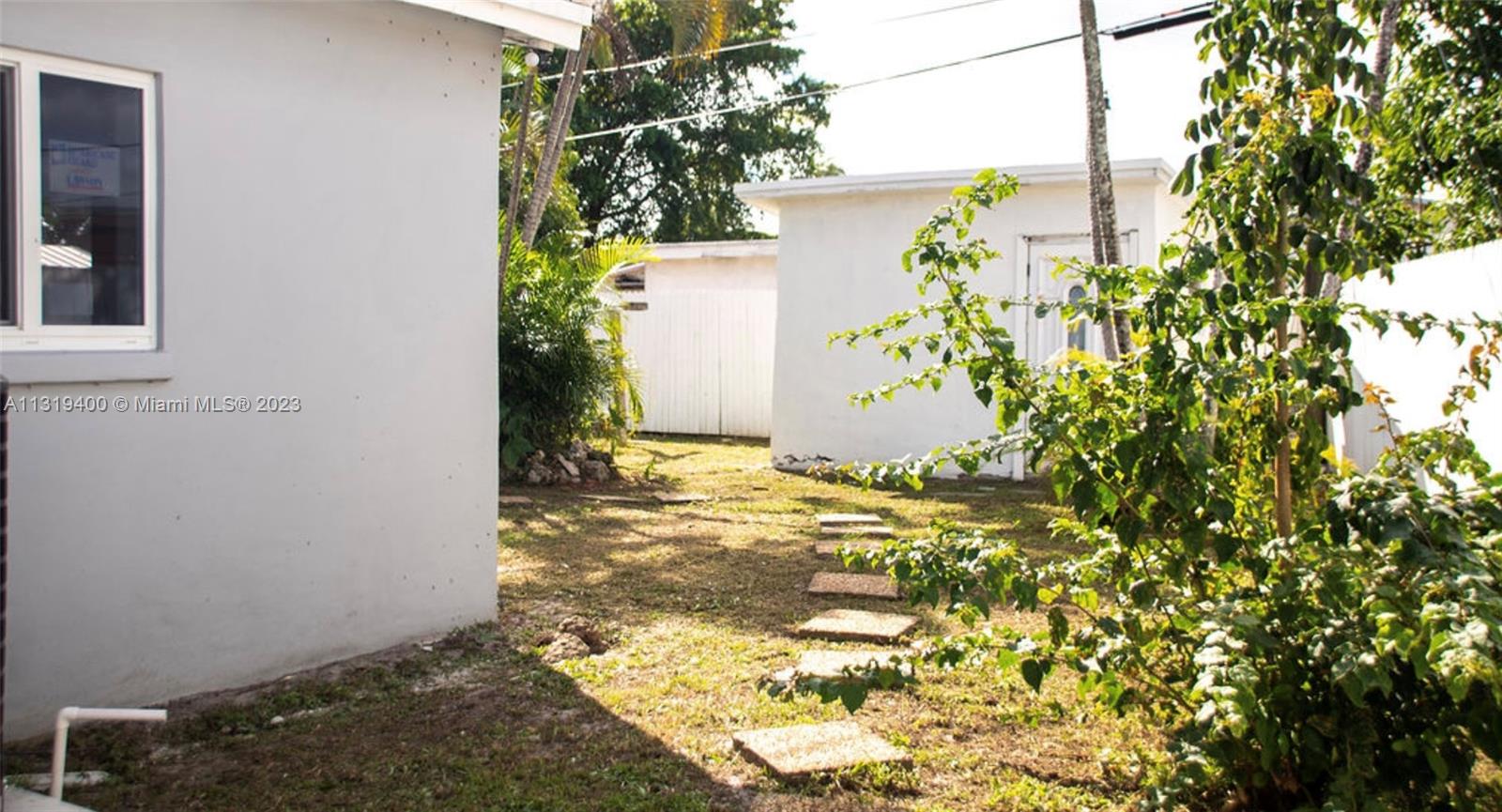 LIBERTY PARK ESTATES SEC - Residential Lease