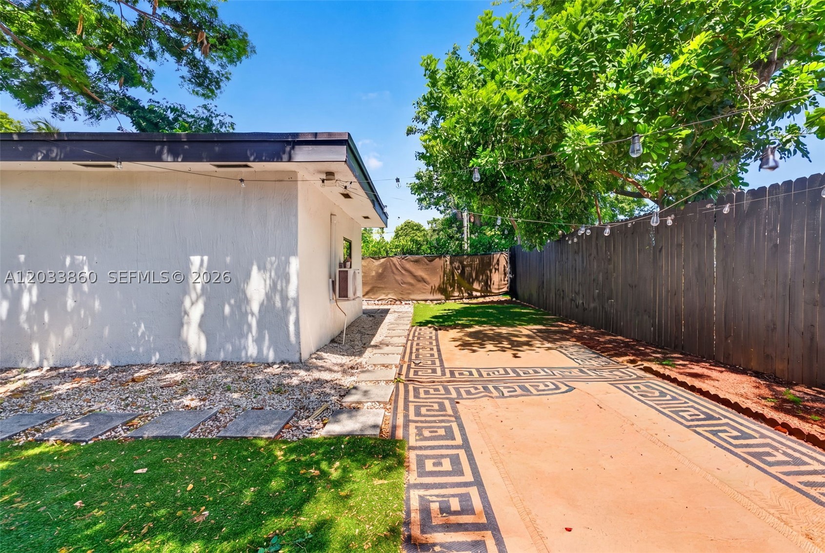 COLLIER MANOR - Residential