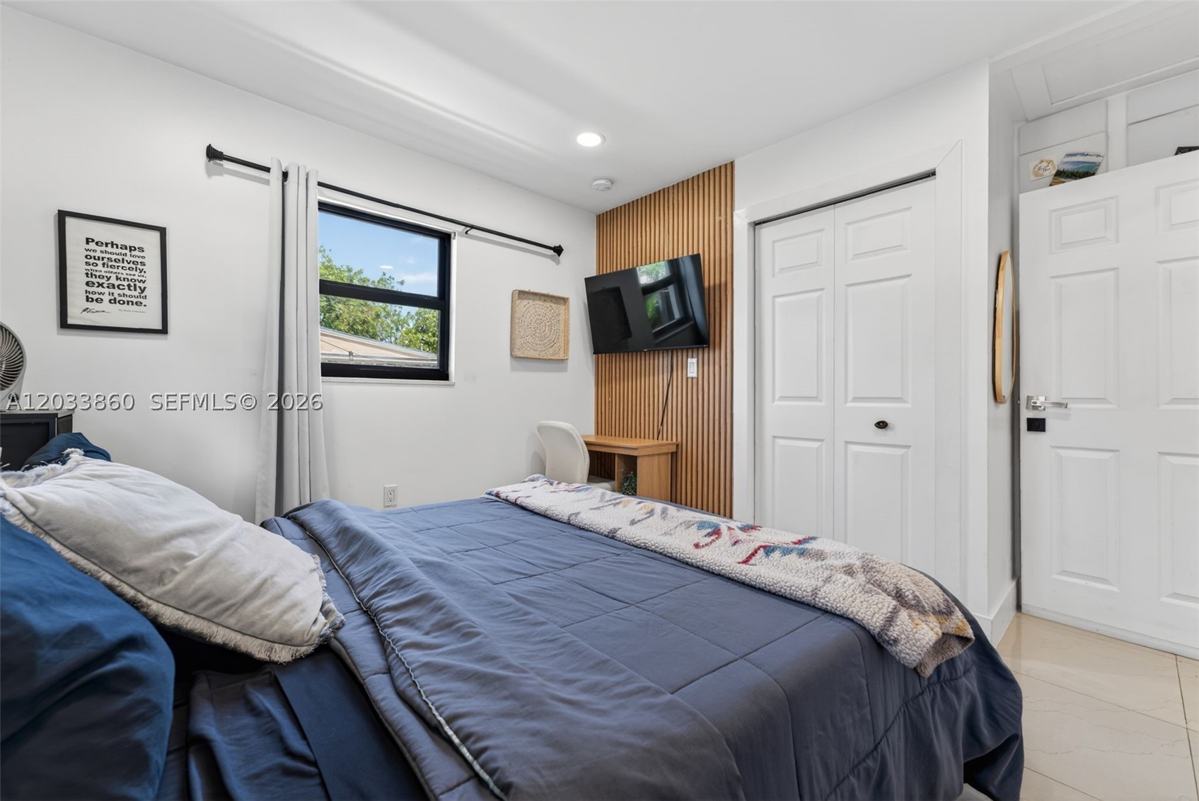 COLLIER MANOR - Residential