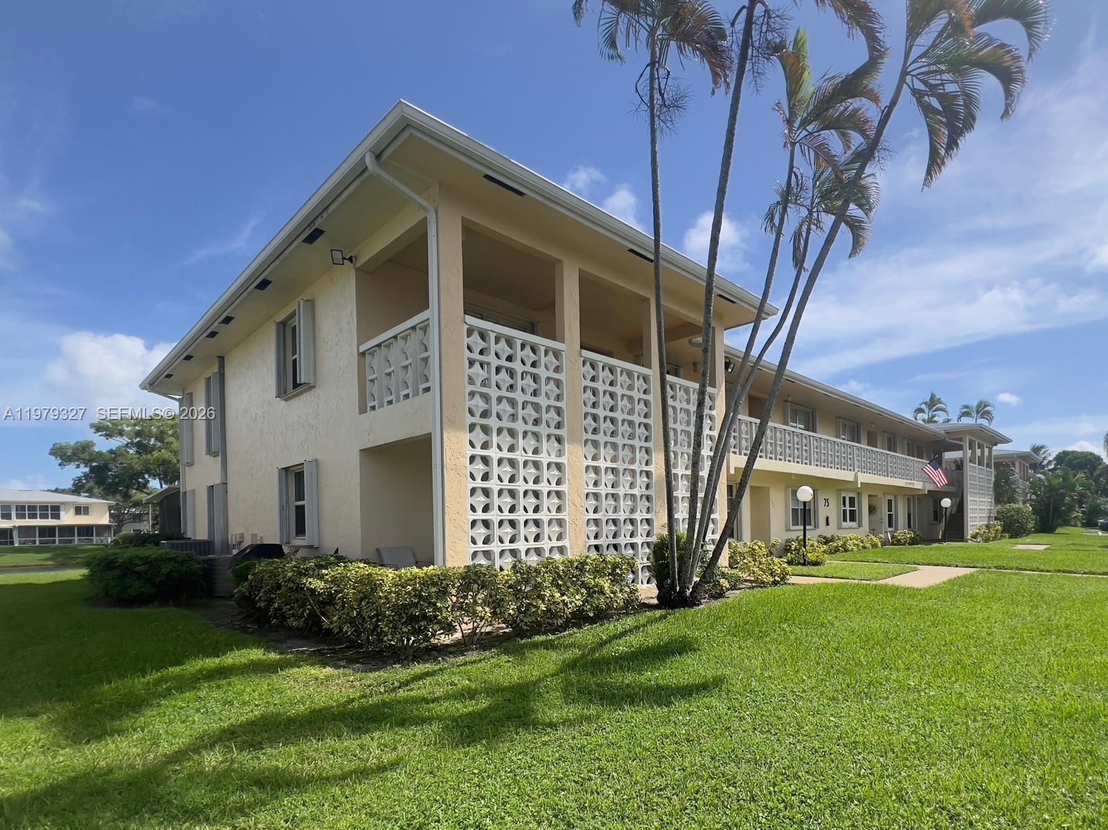 PINES OF DELRAY NORTH CON - Residential
