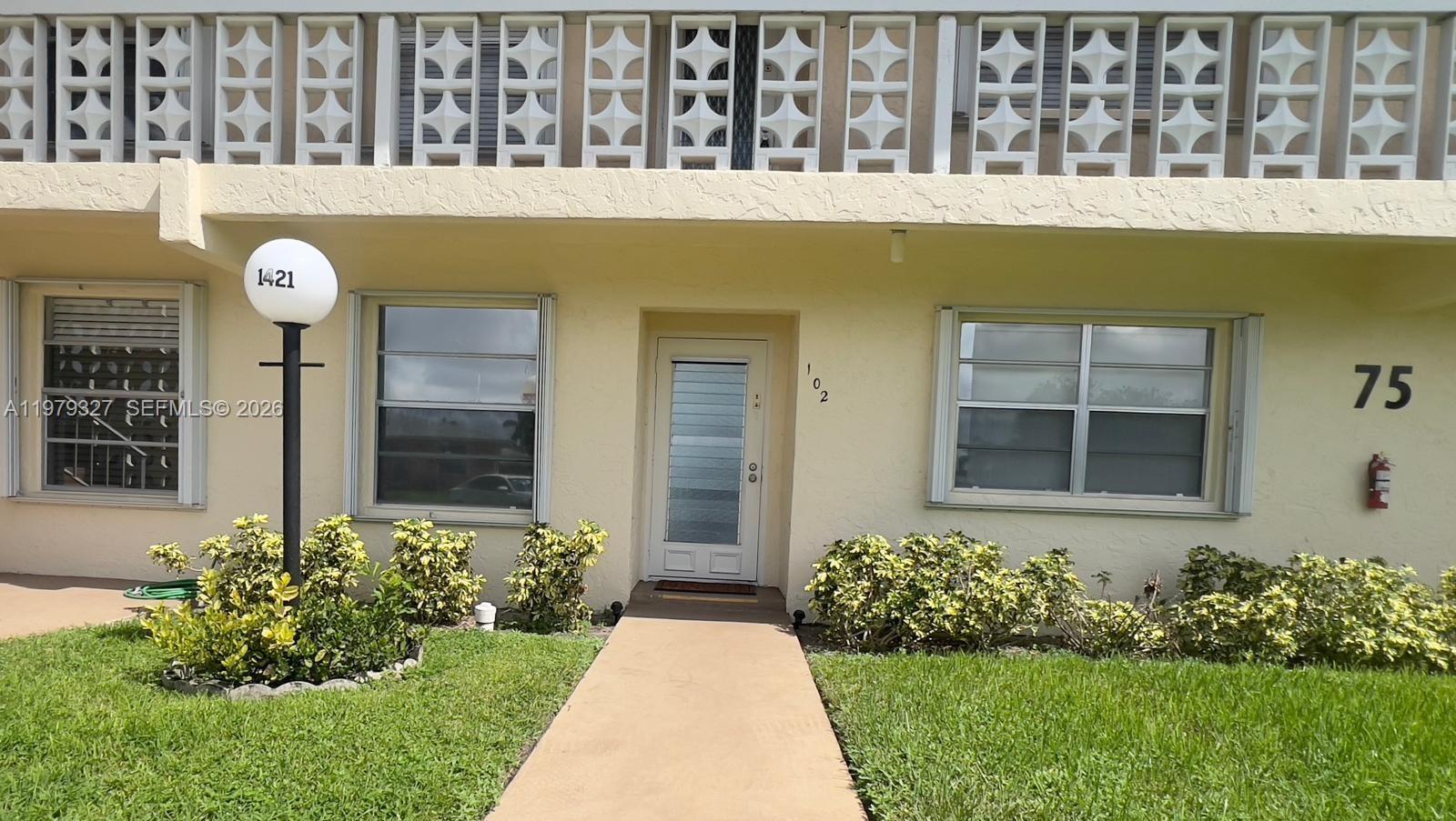 PINES OF DELRAY NORTH CON - Residential